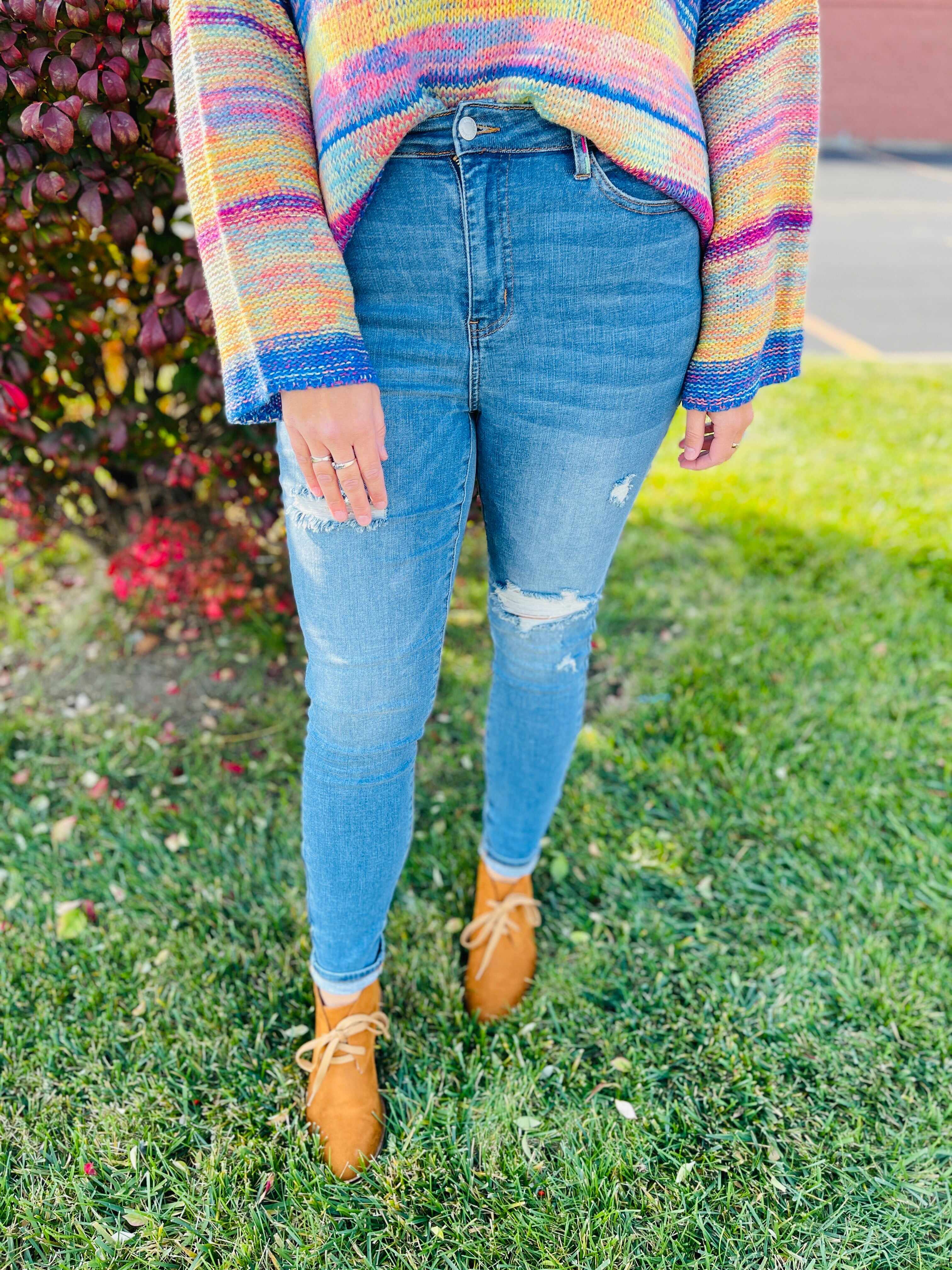 PLUS/REG Double Rainbow Embroidered Pocket Skinny Jeans