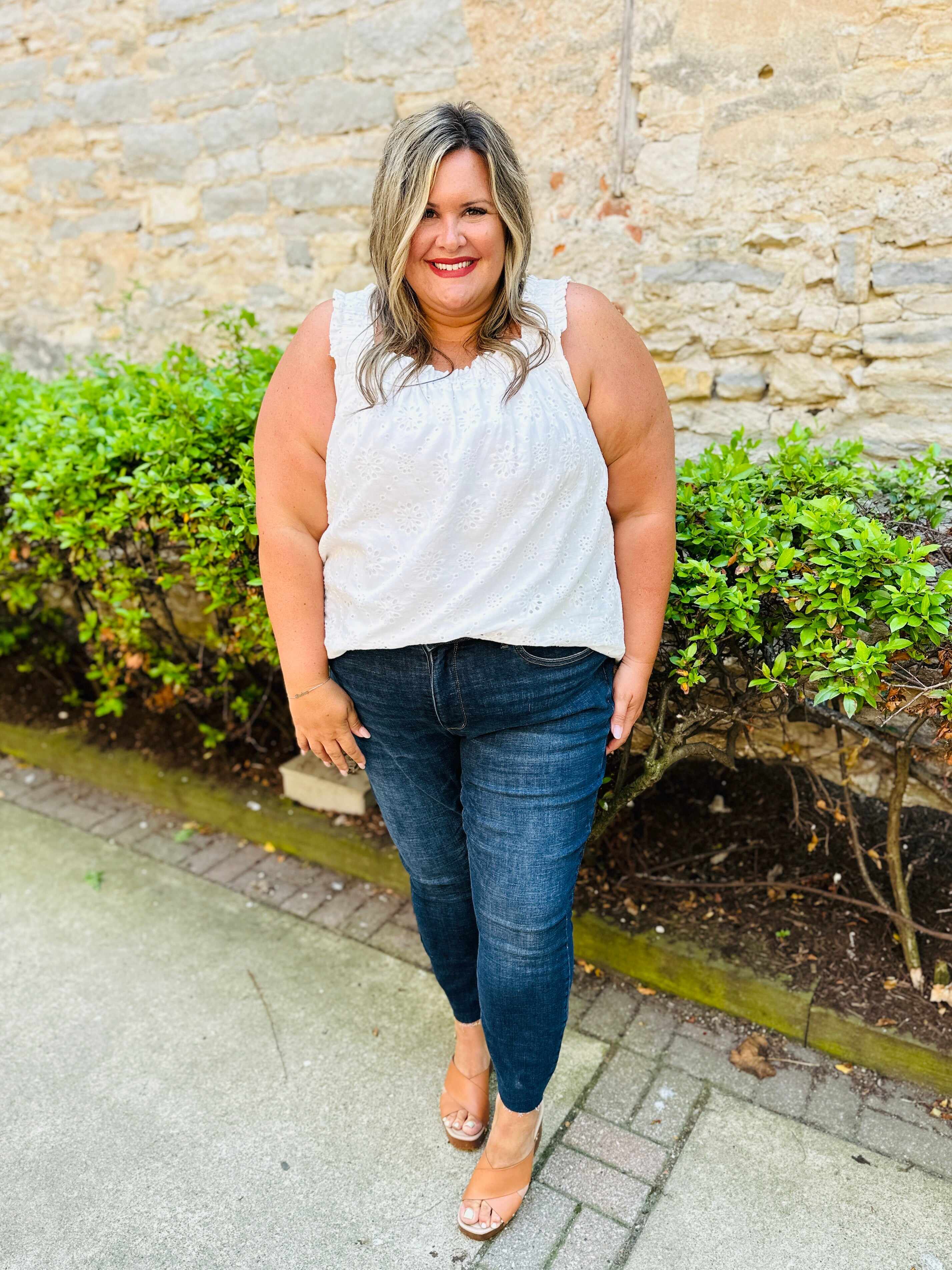 MARKDOWNS! Tummy Control and Butt Lifting Skinny Jeans in Reg/Curvy The Trifecta Fourth Restock!