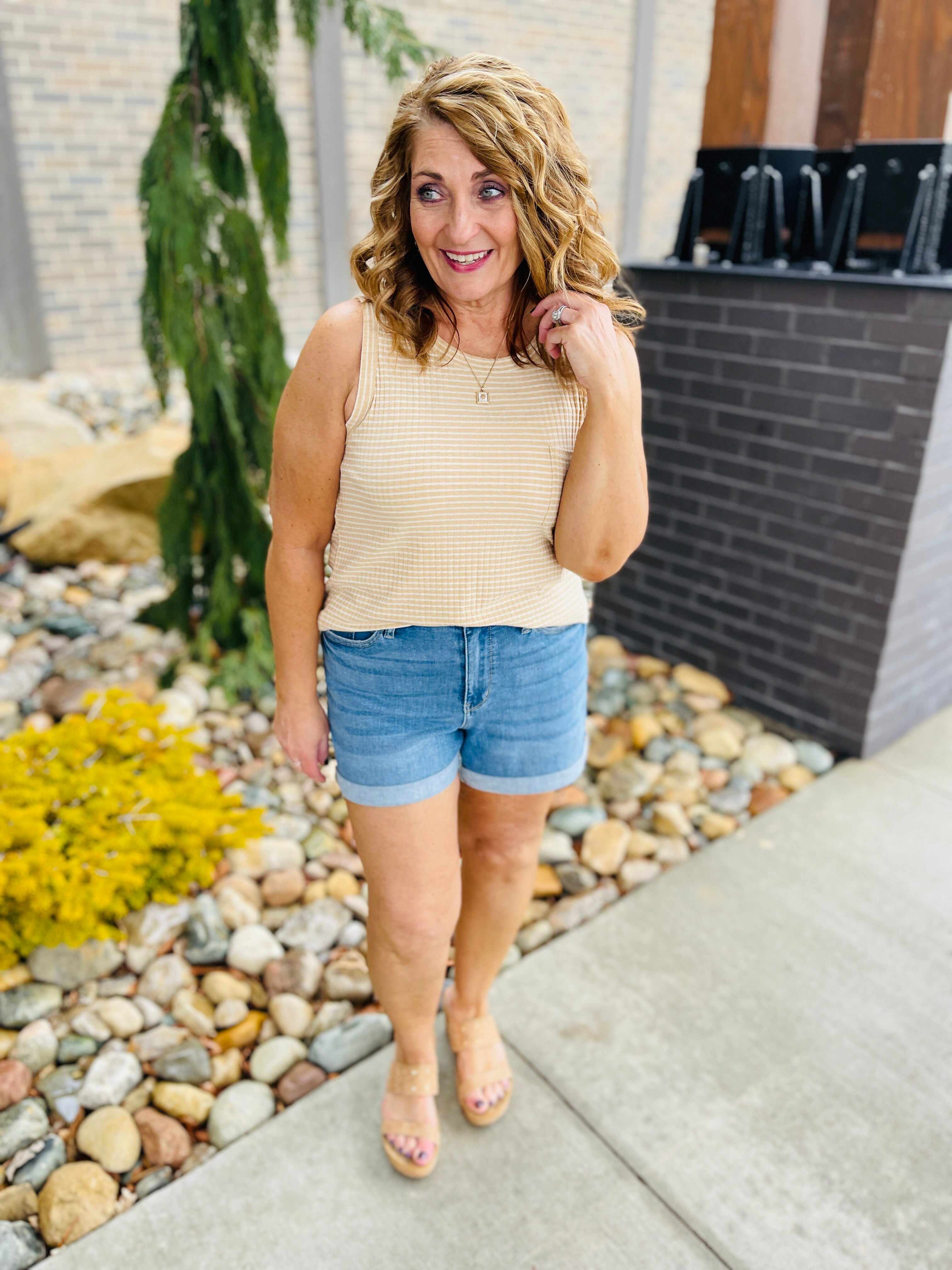 RESTOCK! Best Selling REG/CURVY Off The Cuff Shorts