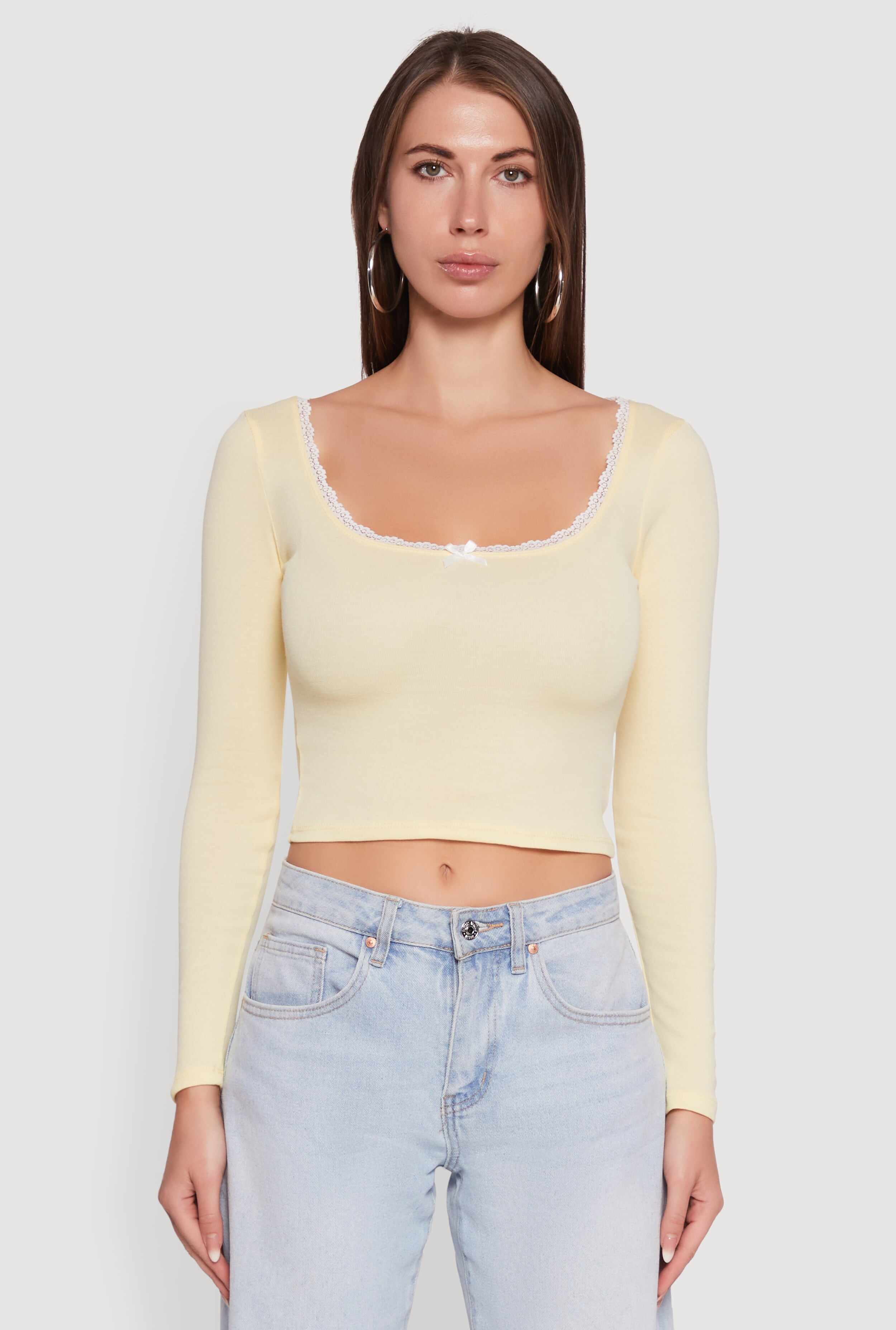 Lace Detail Scoop Neck Long Sleeve Crop Top