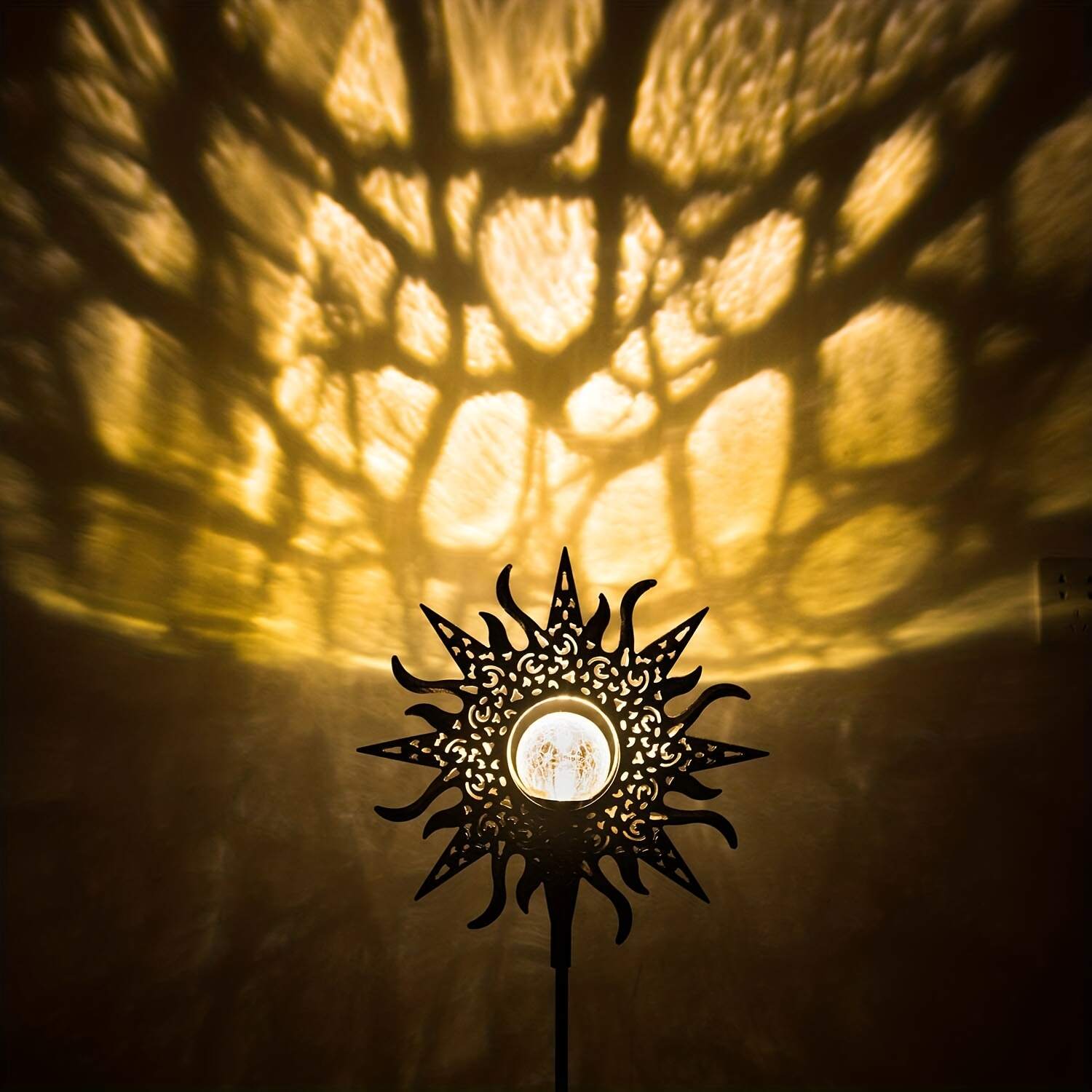 Gorgeous Sun-Shaped Solar Lights: Illuminate Your Garden with Waterproof LED Stake Lights!