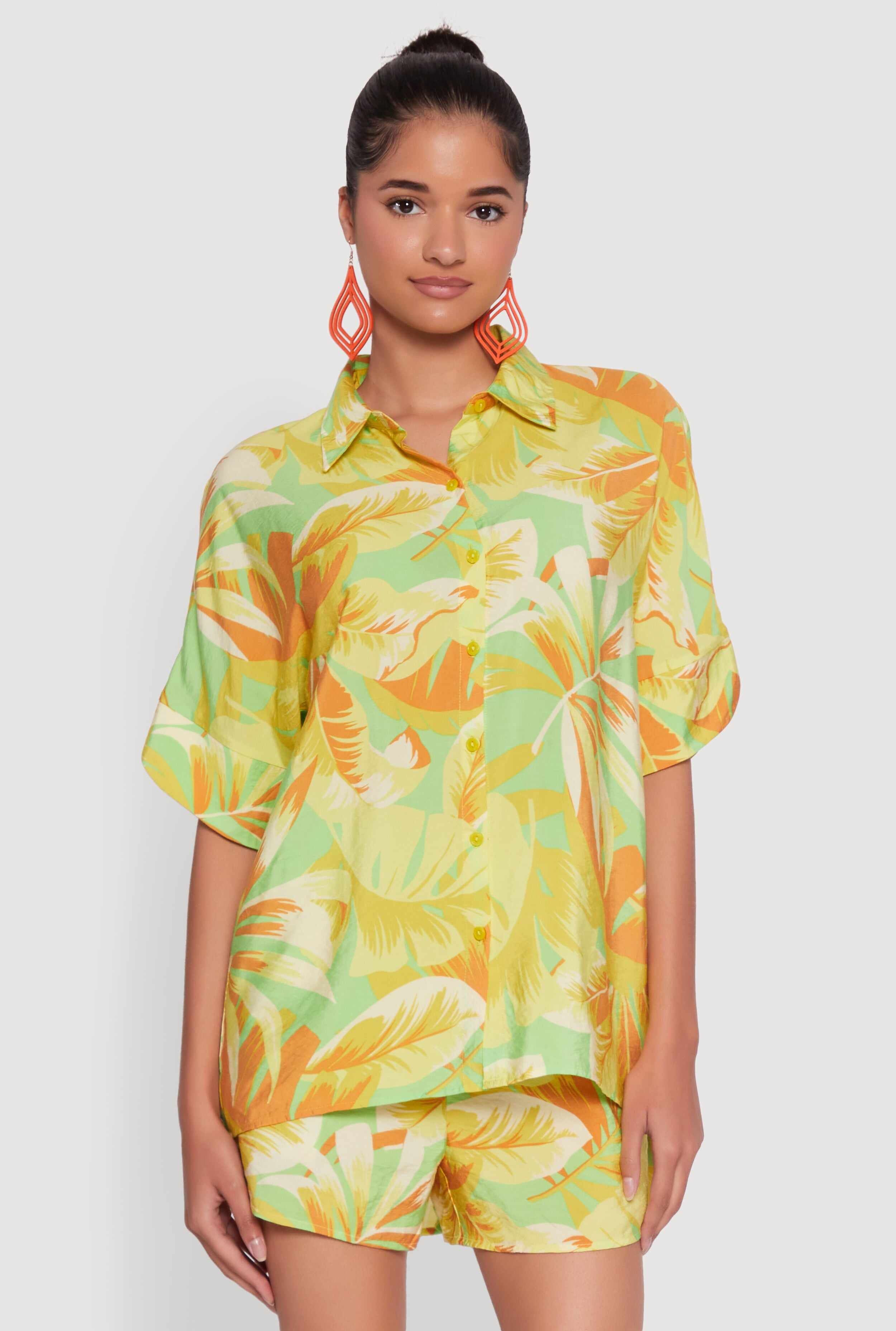 Trendy Leaf Print Crepe Knit Button Front Shirt