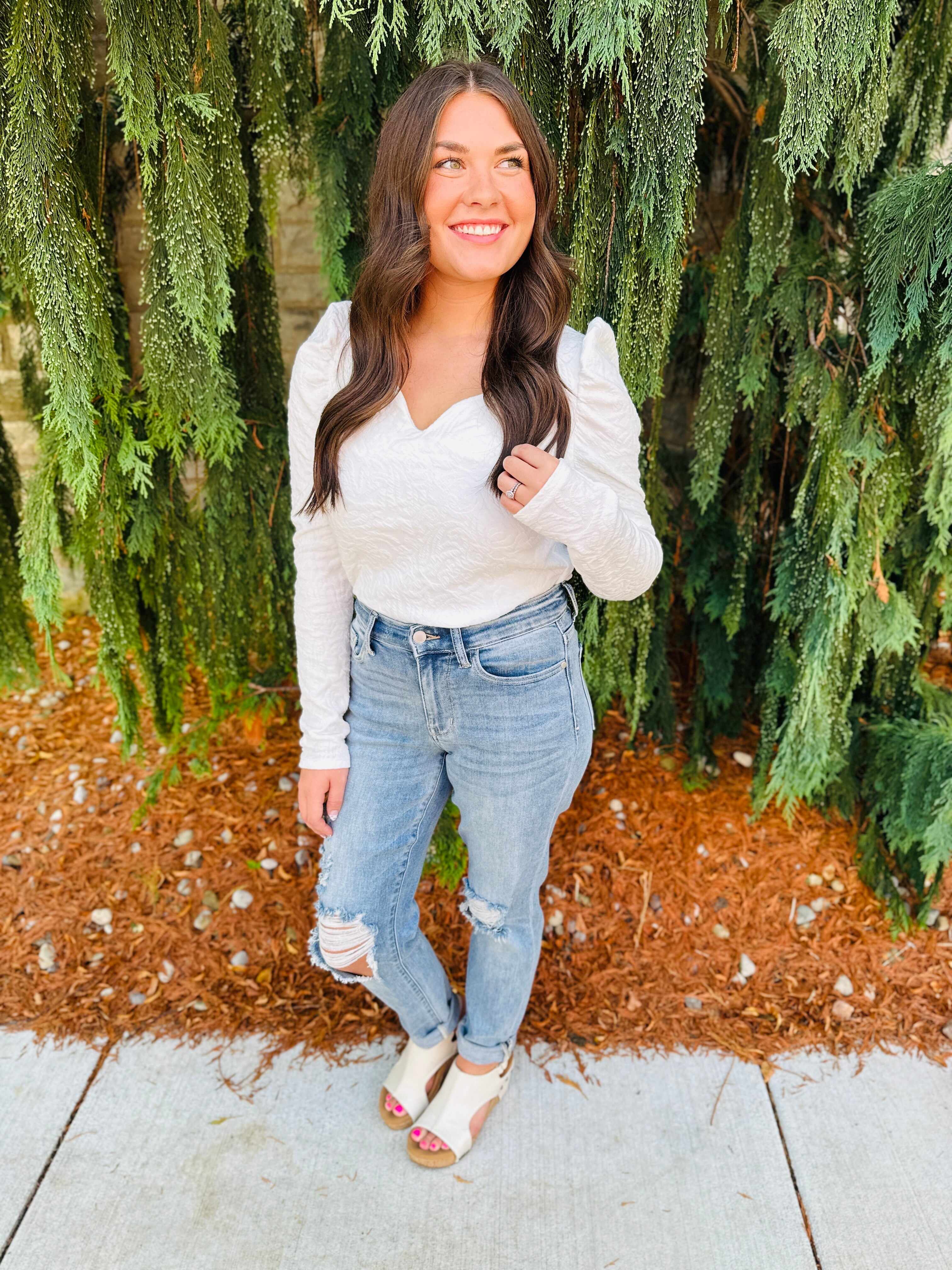 REG/CURVY Always On My Mind Midrise Boyfriend Jeans