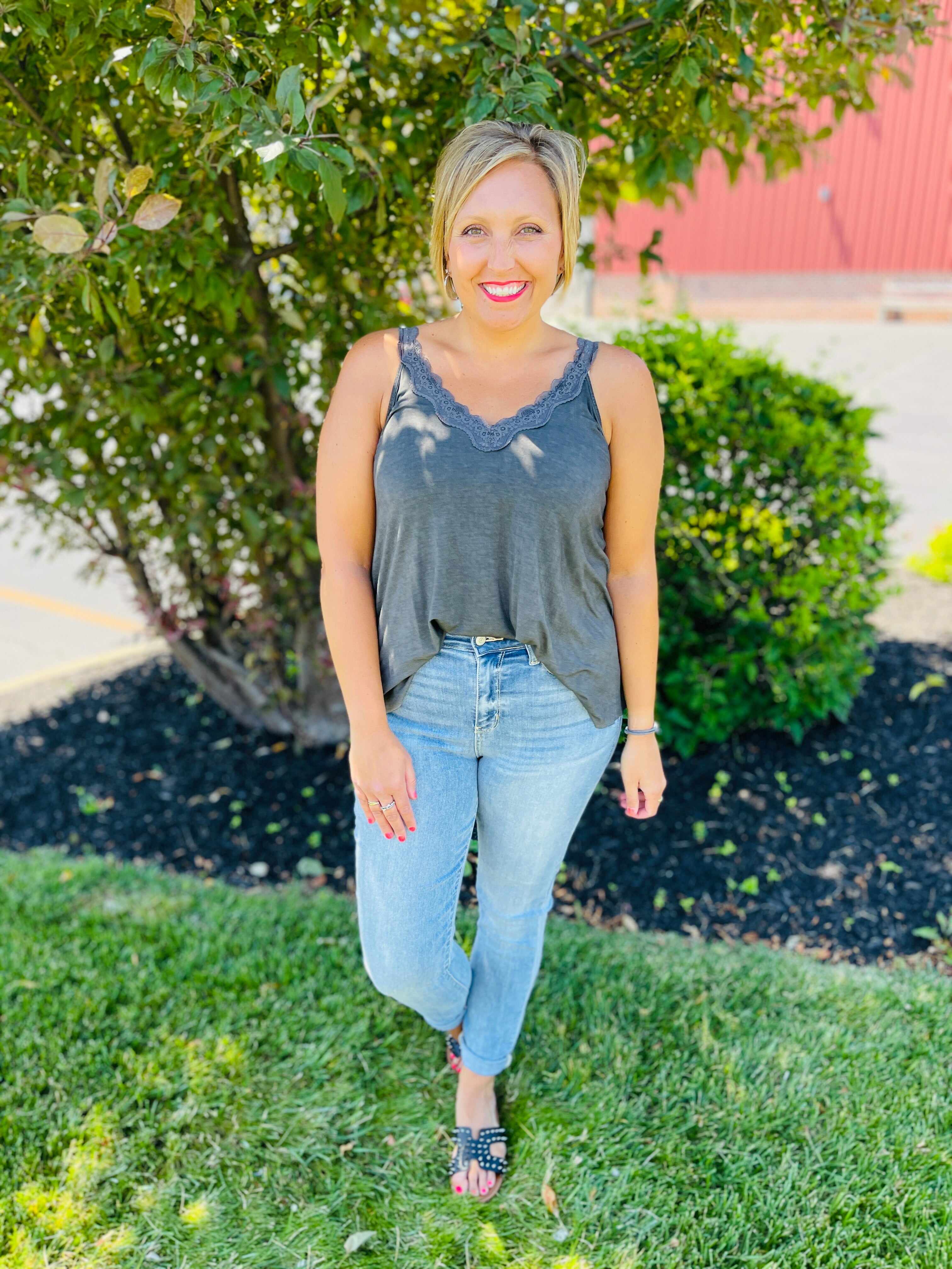 PLUS/REG Lay on Back and Relax Relaxed Fit Nondistressed Jeans