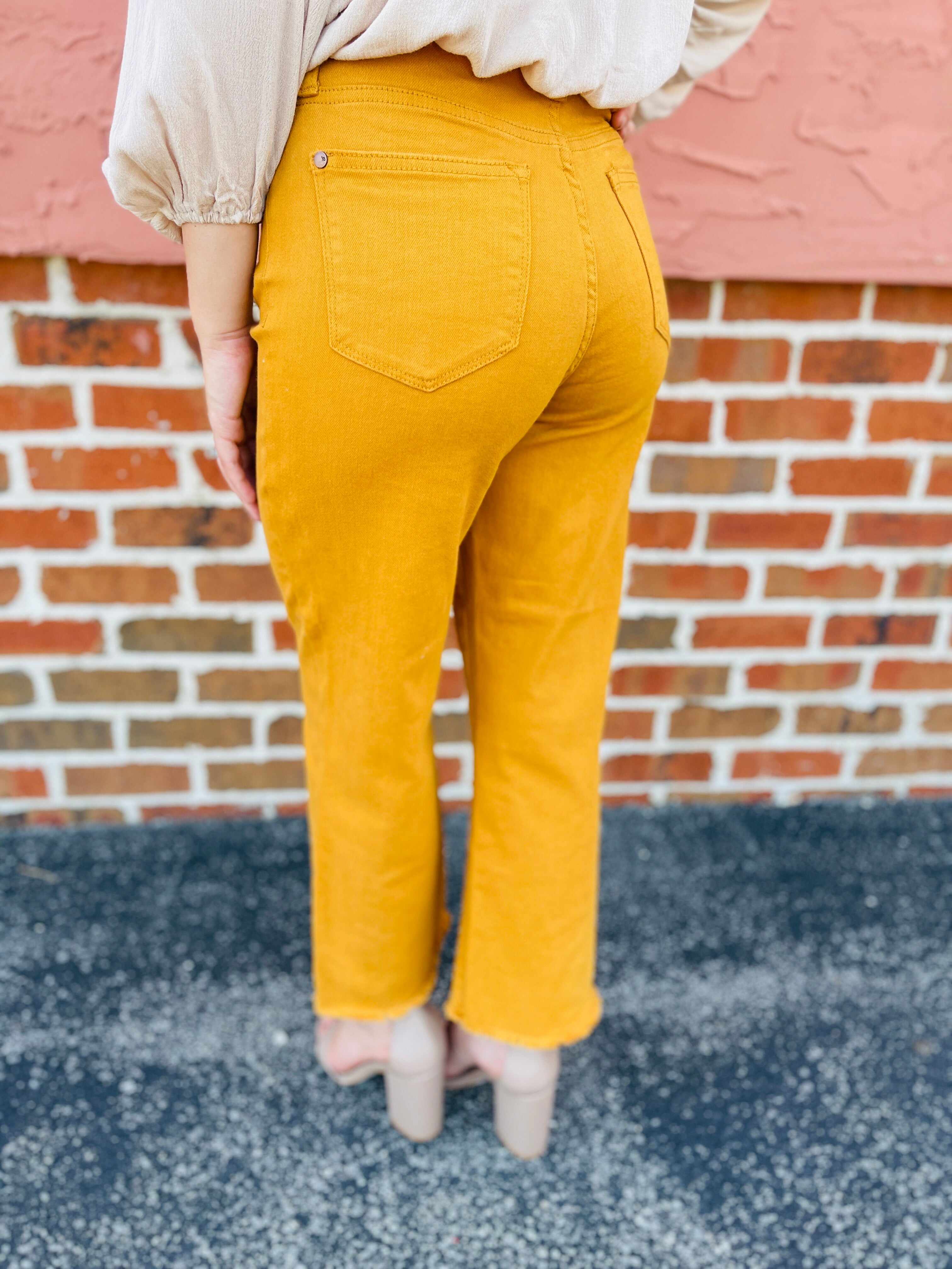 Plus/Reg Far And Wide Leg Mustard Jeans