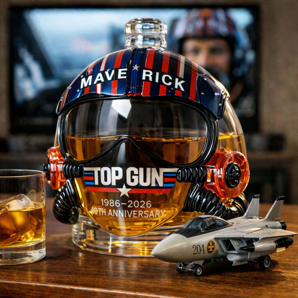 TOP GUN 40th Anniversary Maverick Helmet Whiskey Decanter