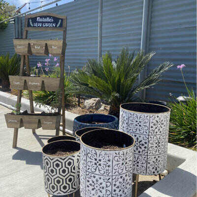 Three Layers Vertical Garden
