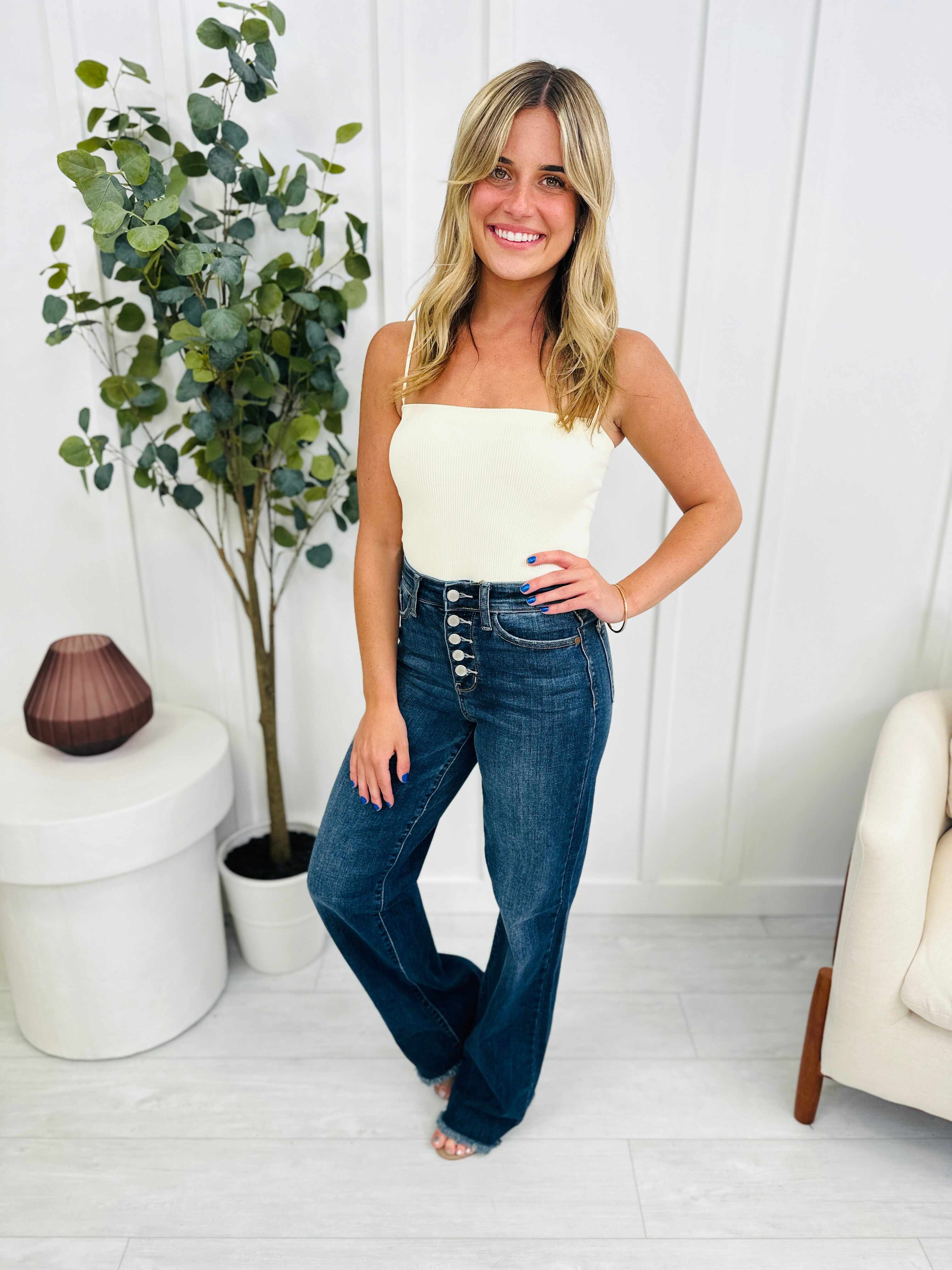 REG/CURVY Learn to Fly Wide Leg Jeans