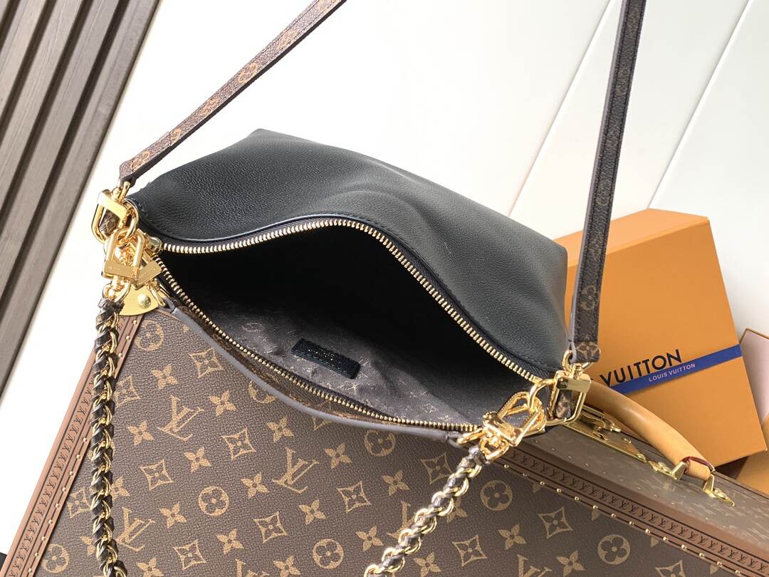 The Multipass handbag in M28029 apricot with chips