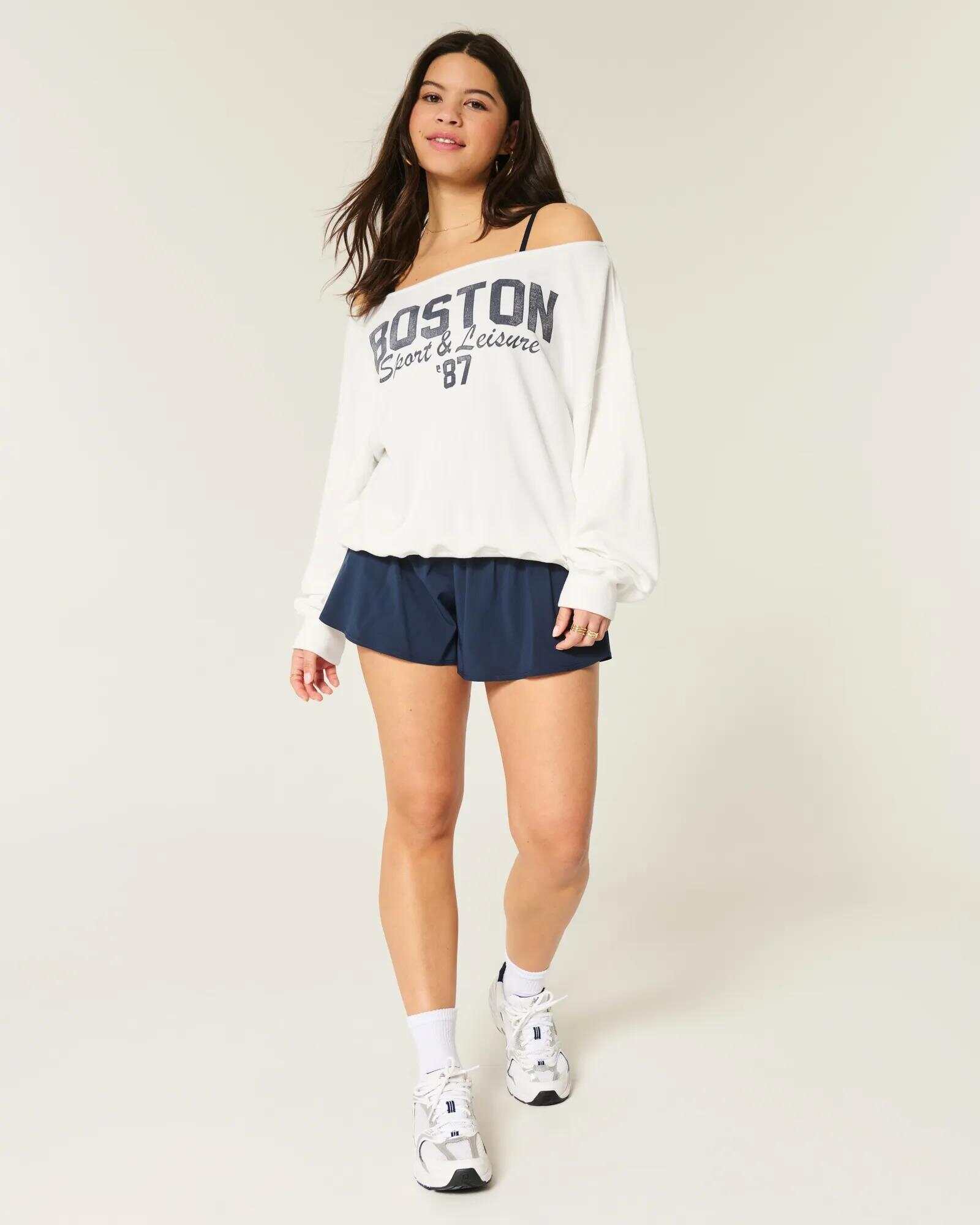 Easy Off-the-Shoulder Connecticut Graphic Sweatshirt