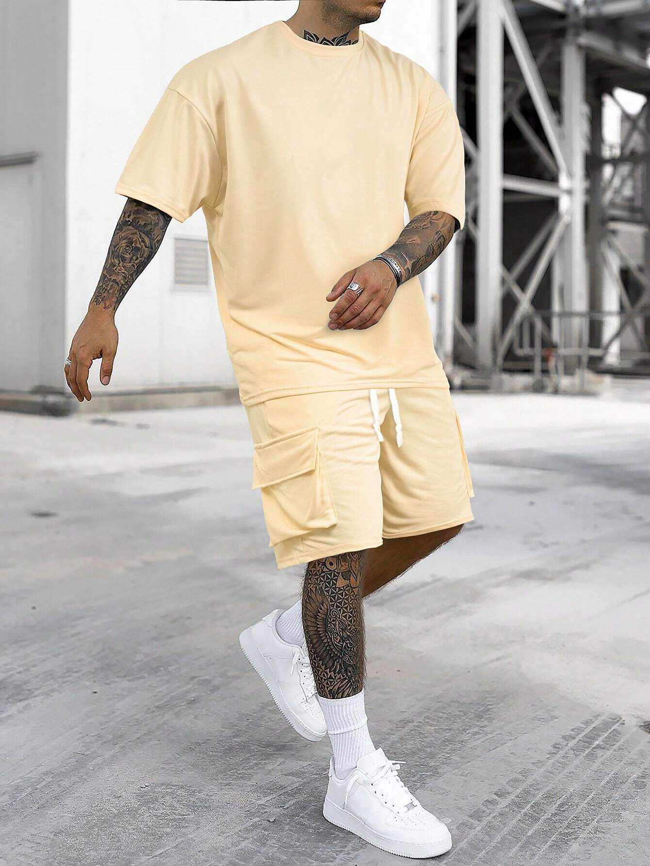 [S-6XL] Men's Solid Tee & Cargo Shorts Set