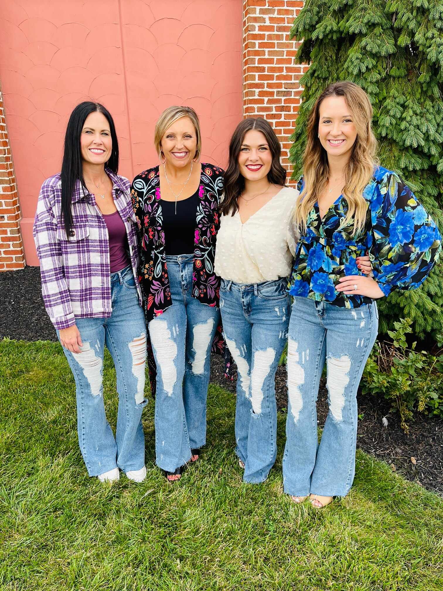 Plus/Reg Dare To Flare Jeans