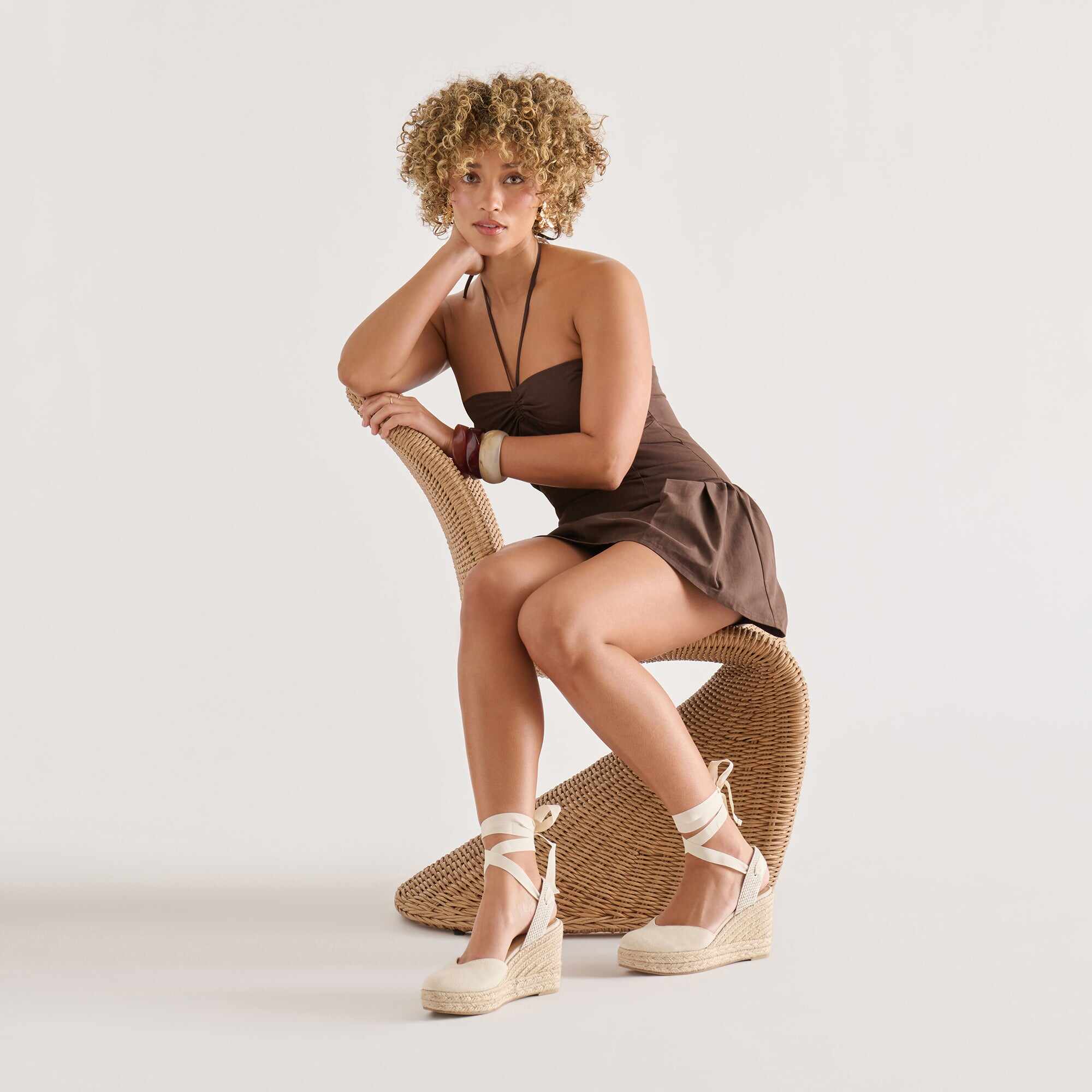 NOURA WEDGES ECRU LINEN