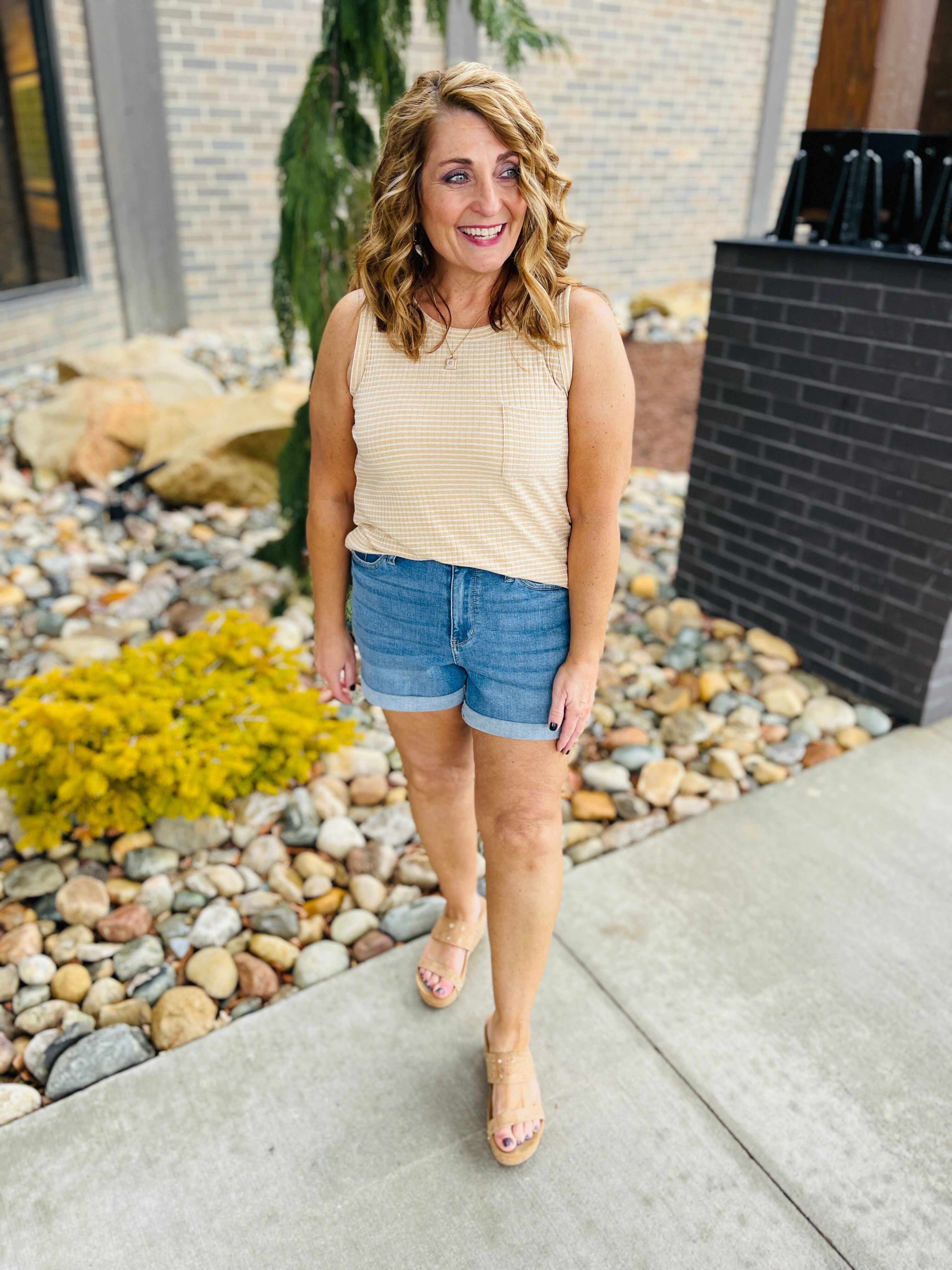 RESTOCK! Best Selling REG/CURVY Off The Cuff Shorts