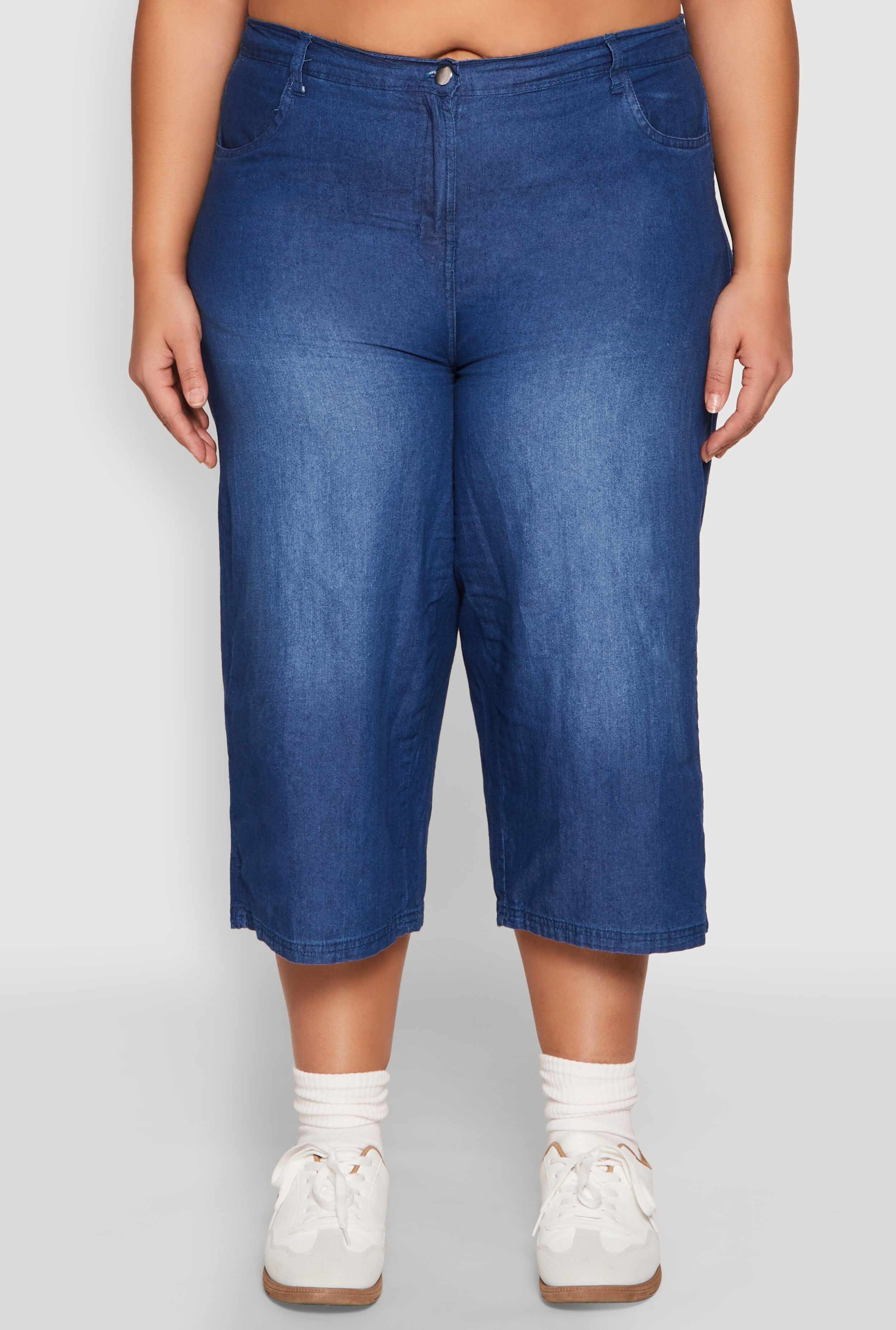 Plus Size Chambray Wide Leg Capri Pants