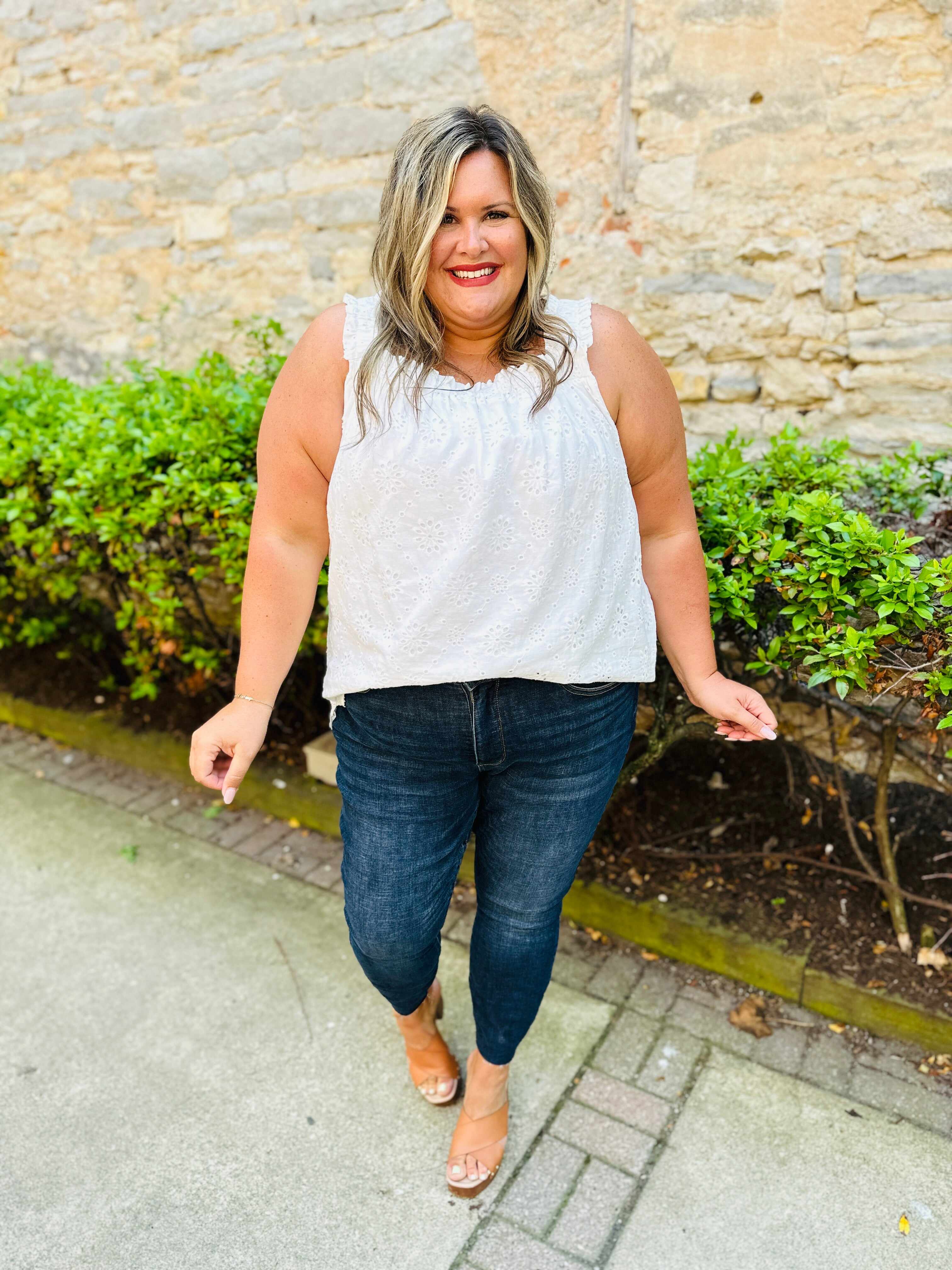 MARKDOWNS! Tummy Control and Butt Lifting Skinny Jeans in Reg/Curvy The Trifecta Fourth Restock!