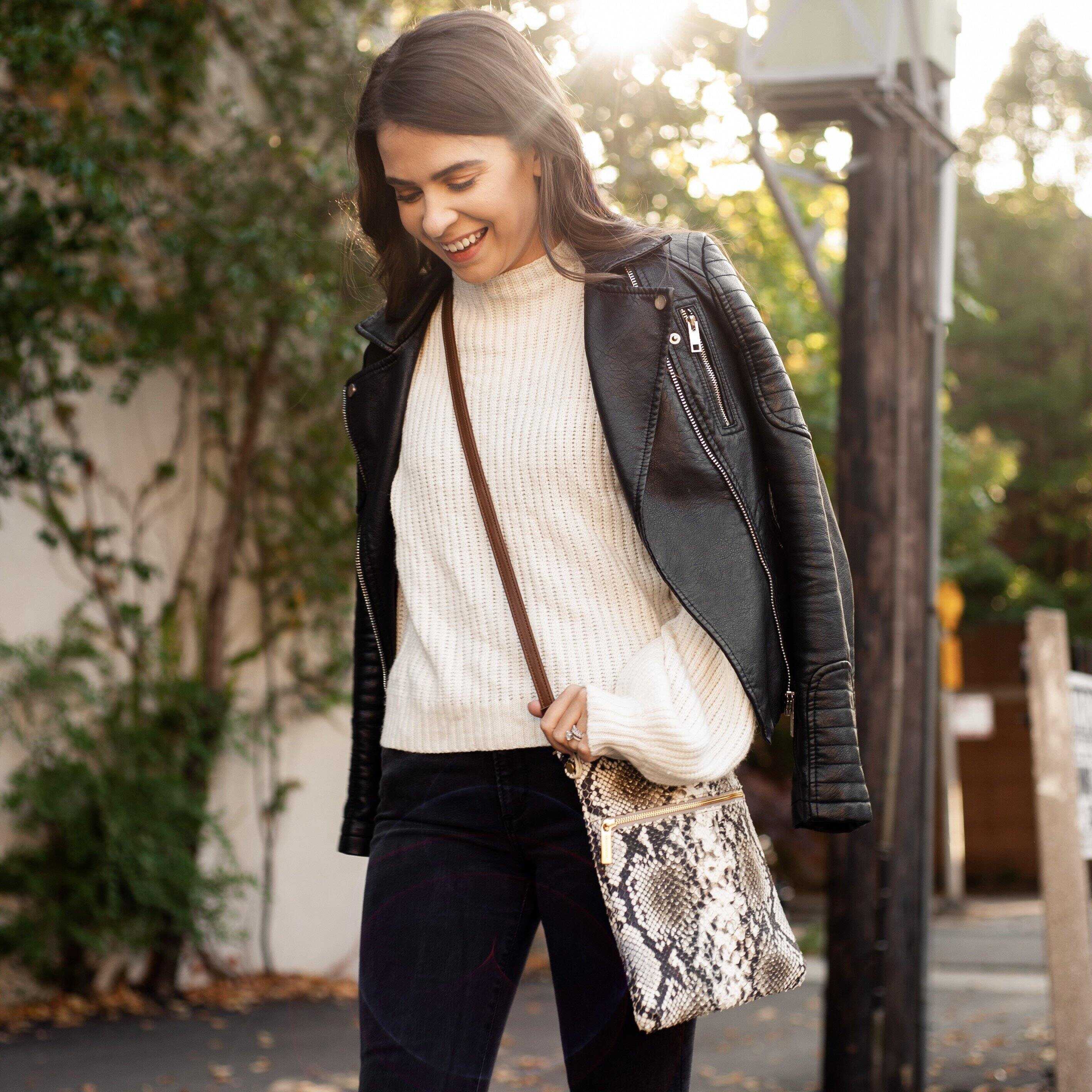 Aria Crossbody