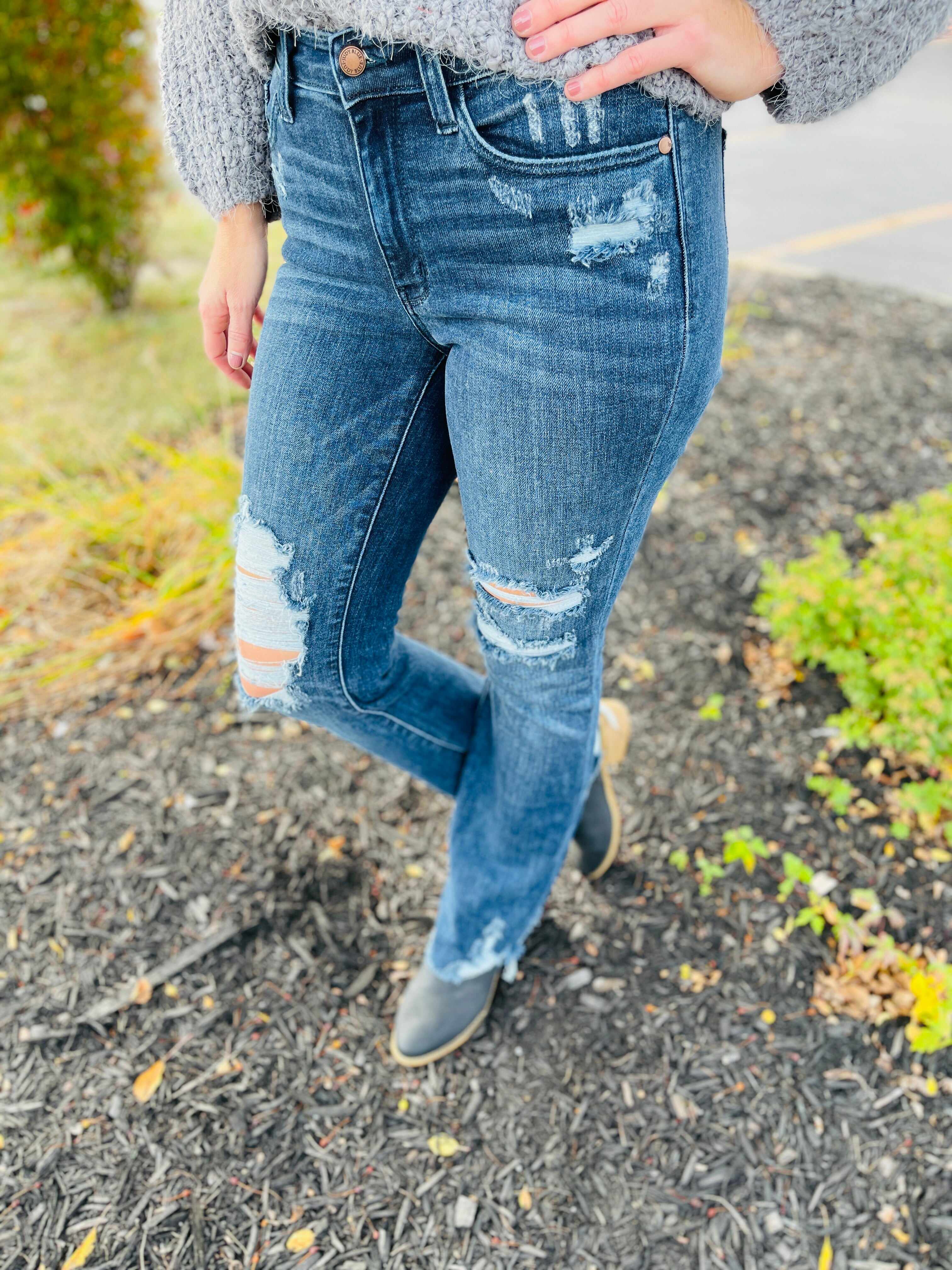 Plus/Reg Best Distressed Midrise Bootcut Jeans