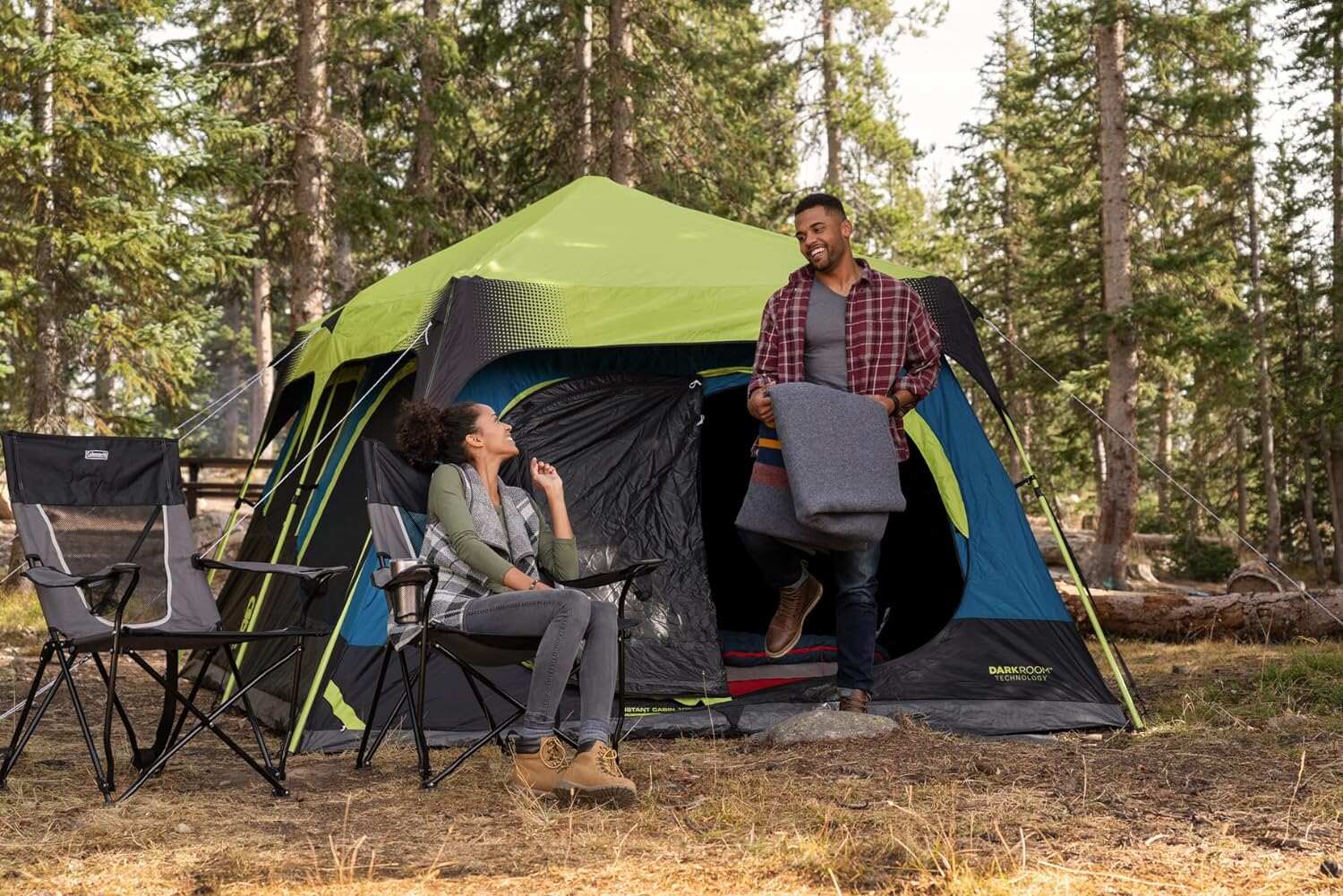 Coleman Camping Tent with Instant Setup, 4/6/8/10 Person Weatherproof Tent with WeatherTec Technology, Double-Thick Fabric, and Included Carry Bag, Sets Up in 60 Seconds