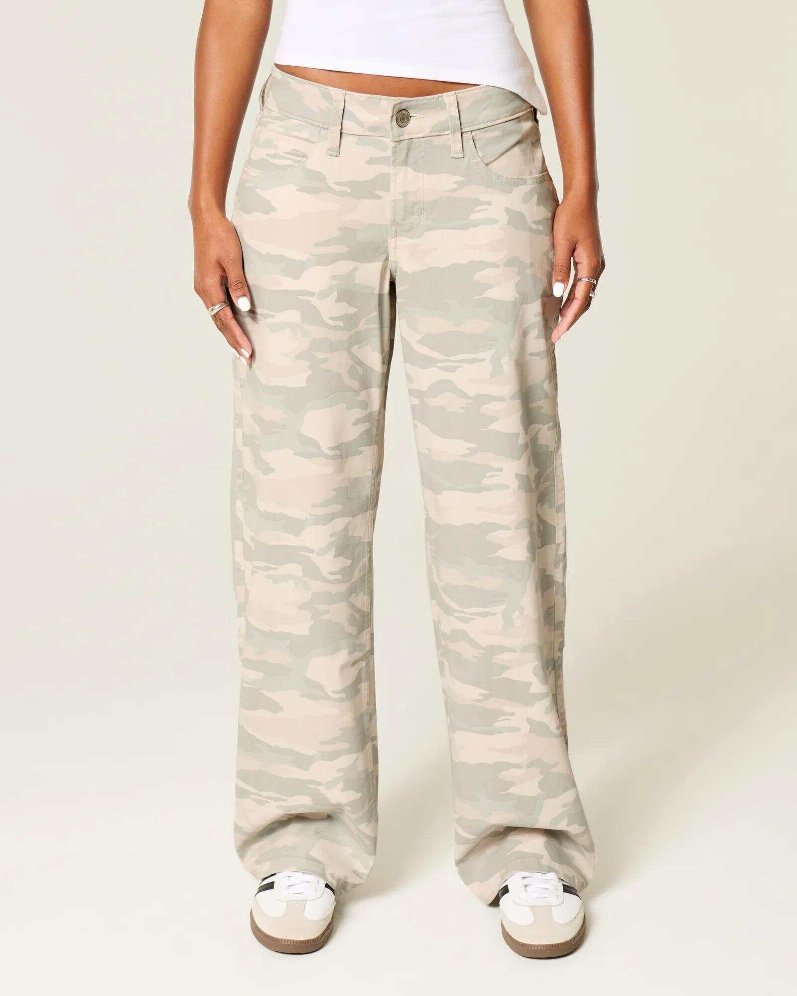 Low-Rise Dark Wash Baggy Jeans