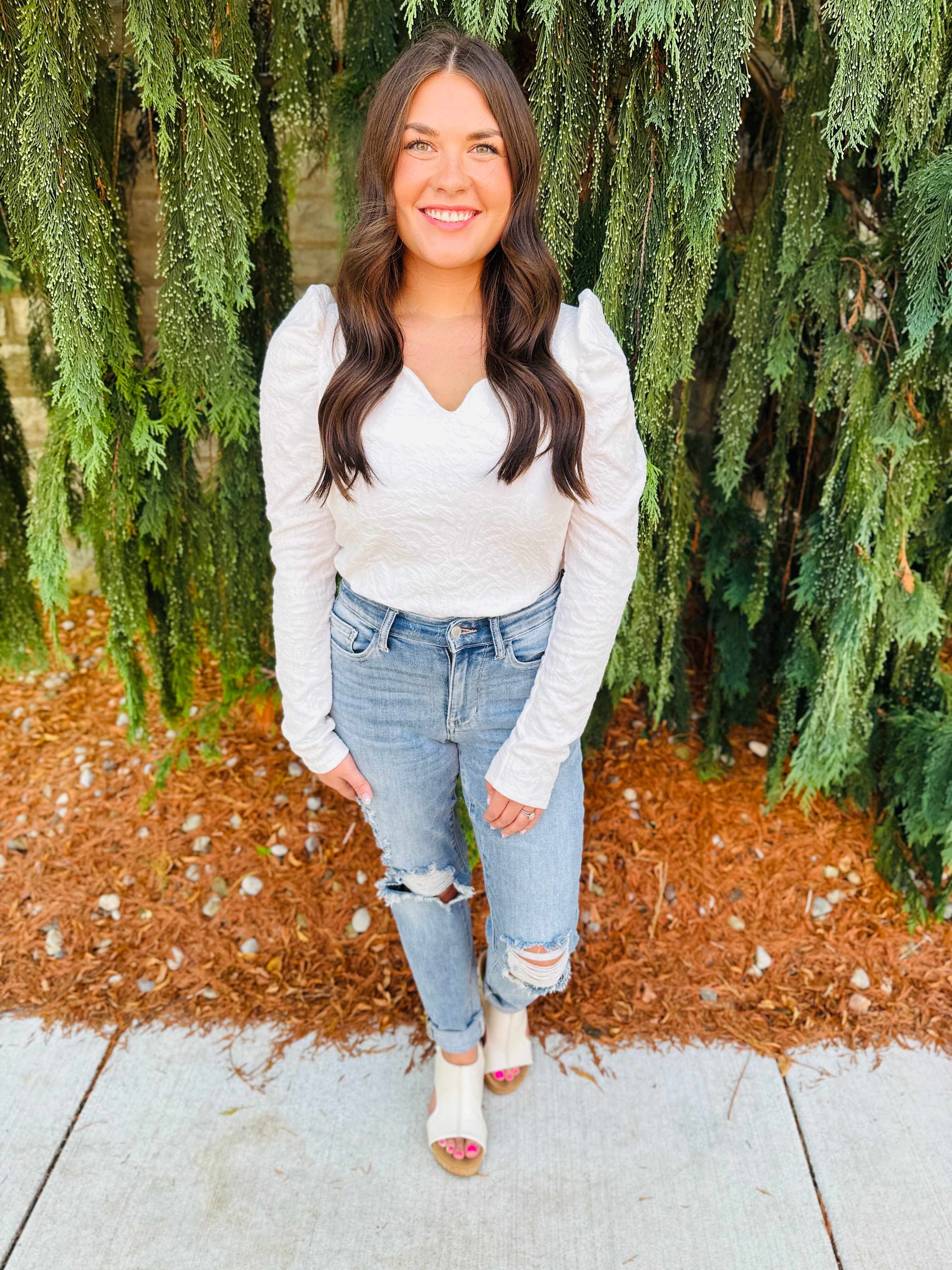 REG/CURVY Always On My Mind Midrise Boyfriend Jeans