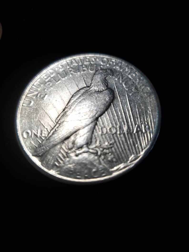 1922 S Silver Peace Dollar XF++/ AU -  Key date -  Discounted - Cleaned or Polished?  Lot# 303