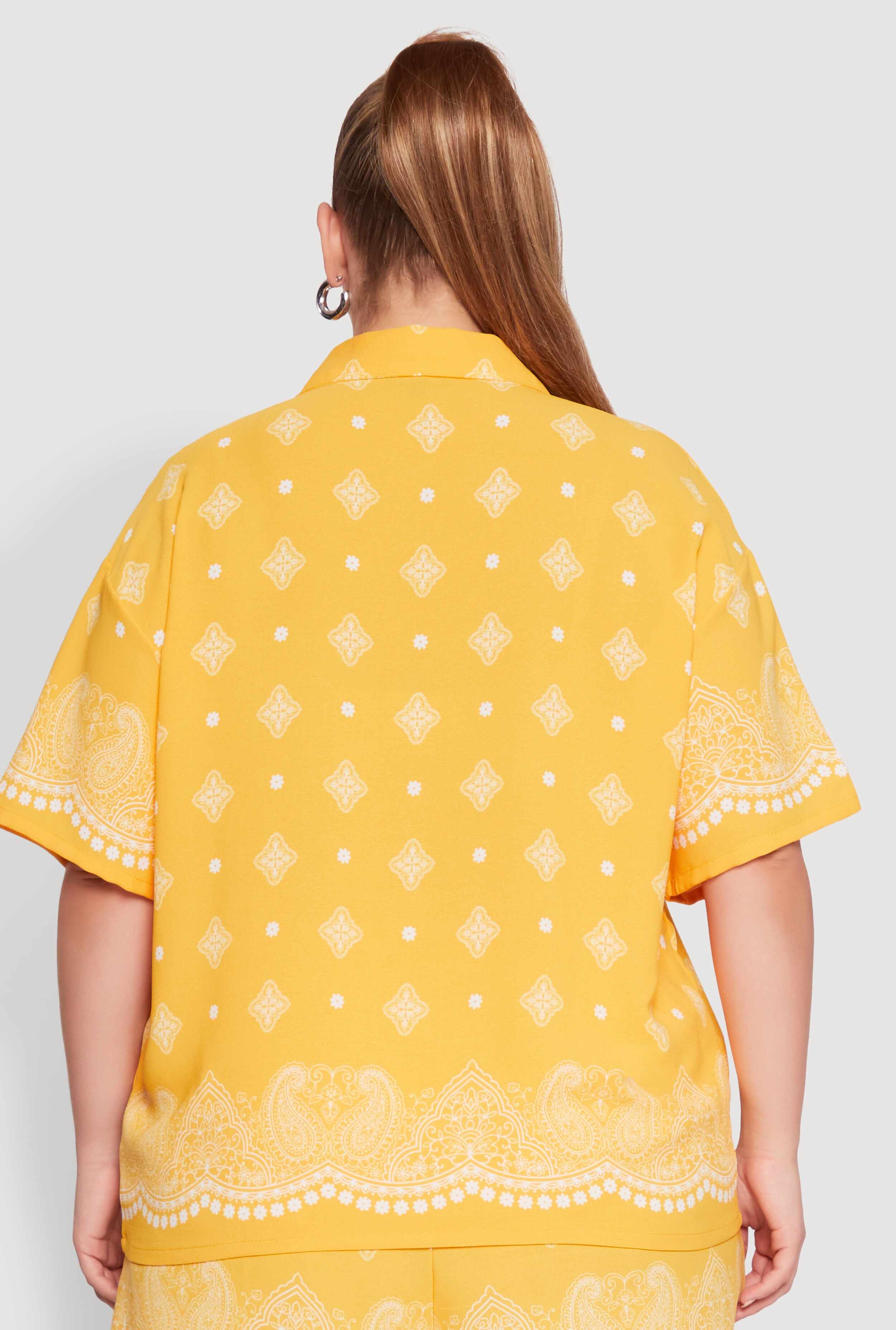 Plus Size Crepe Knit Bandana Print Oversized Shirt