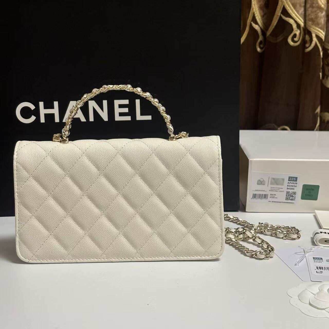 2026 QUILTED BARREL BAG BLUSH
