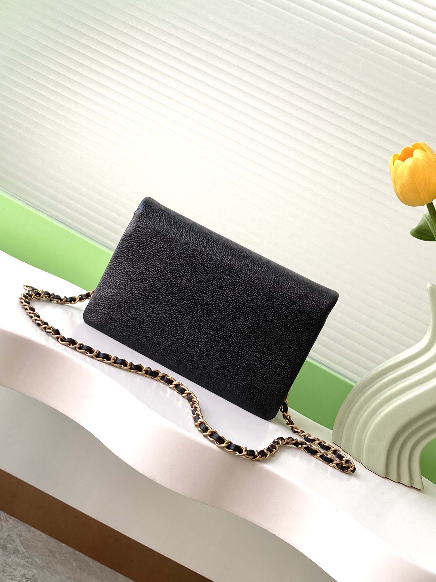 Chanel 24K CF Vintage Re-Edition - Timeless Elegance