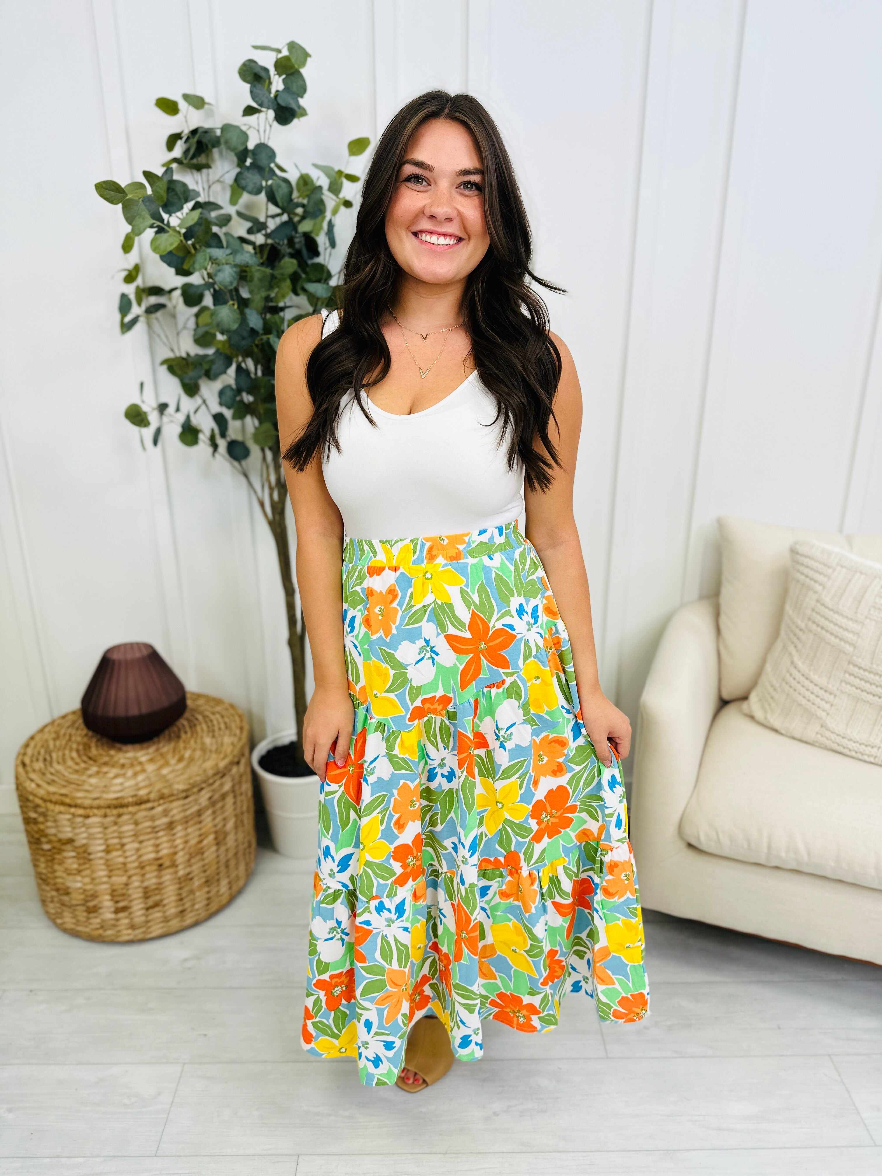 REG/CURVY We Run This Skirt