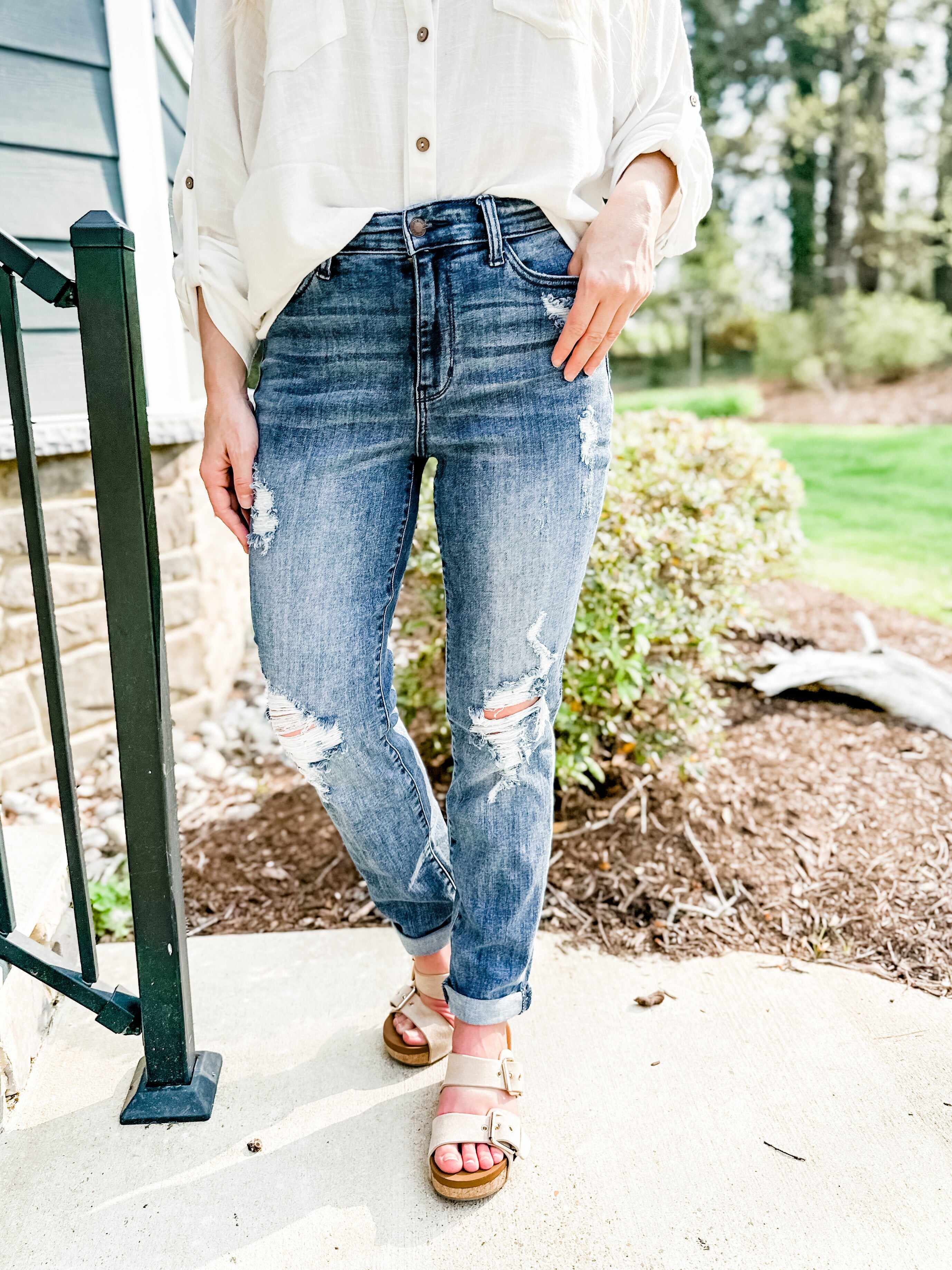 🔥Hot Sales🔥Weekender Dark Wash High Rise Boyfriend Jeans