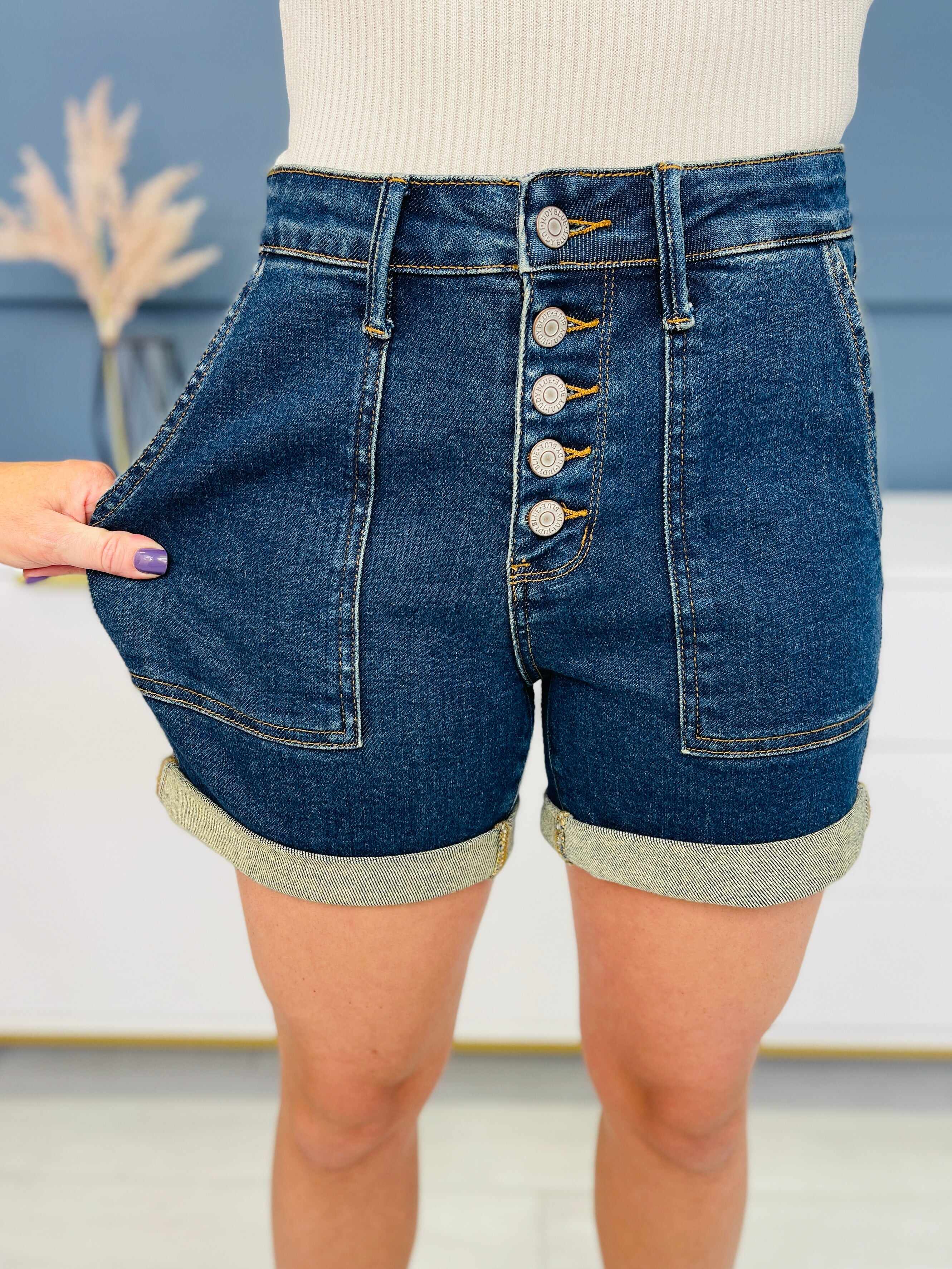 Shorts Reg/Curvy Anyway You Want It Mid Thigh Shorts