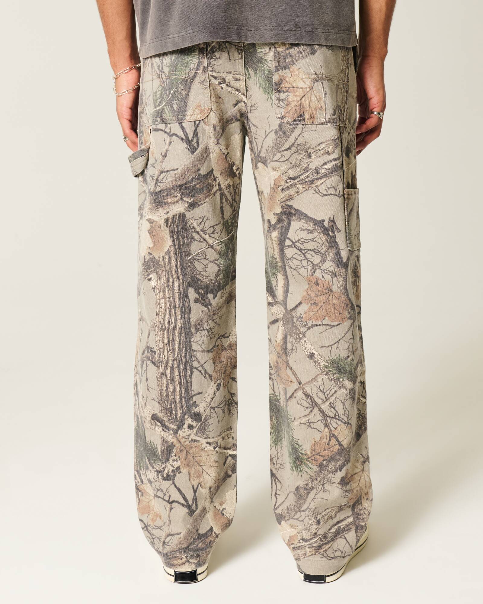 Loose Carpenter Jeans