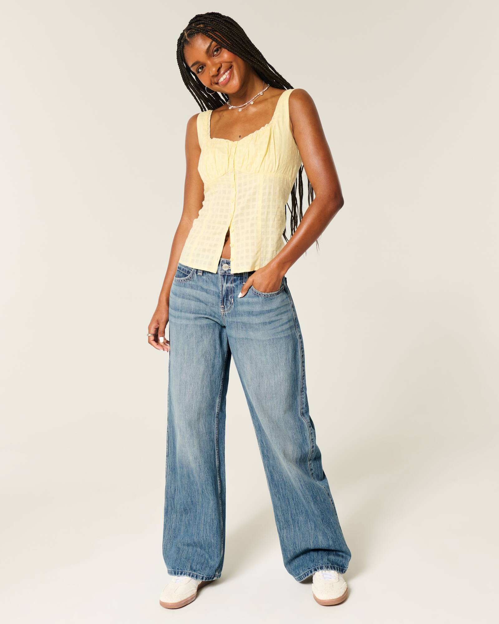 Low-Rise Dark Wash Baggy Jeans