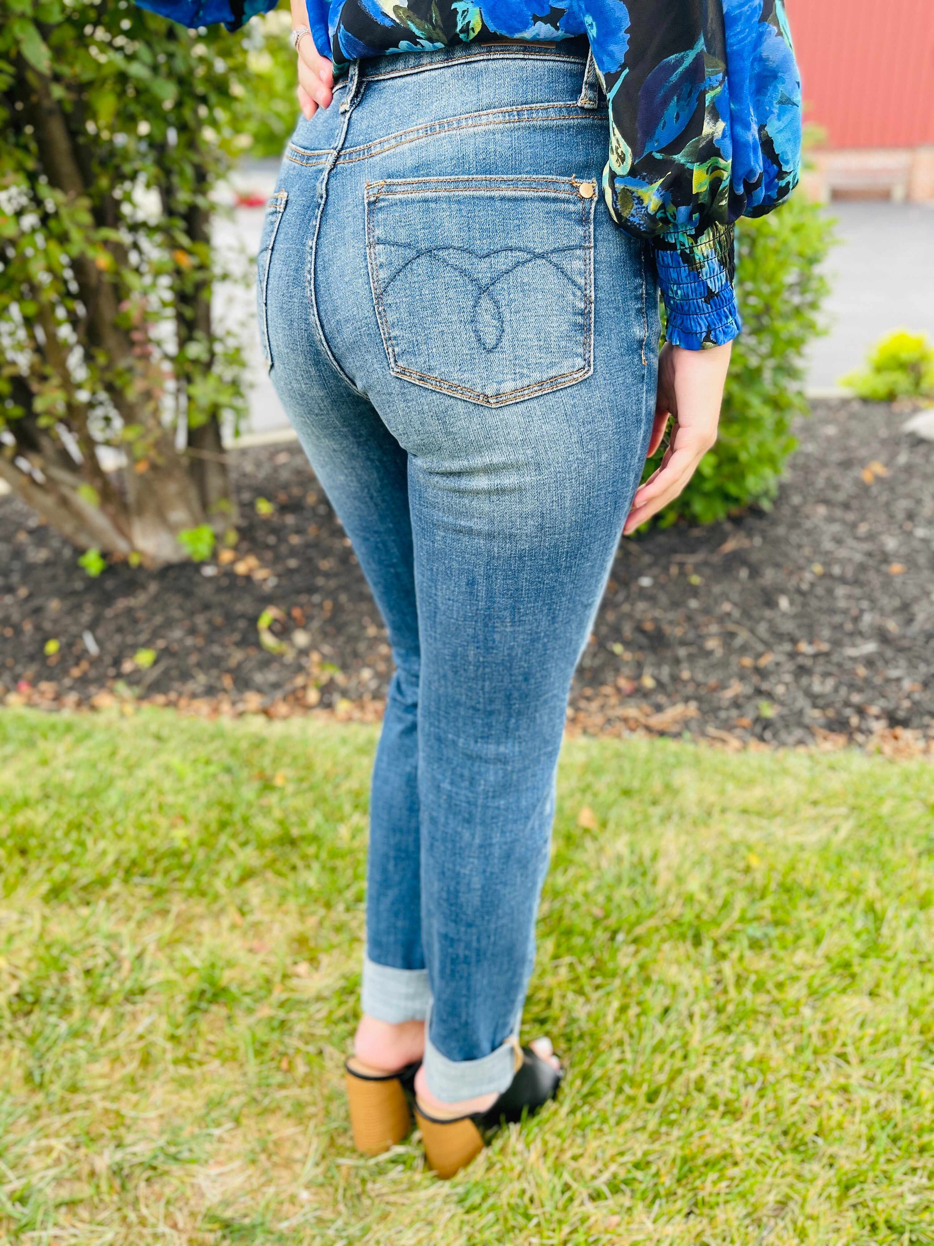 Plus/Reg Nothing Better Boyfriend Jeans