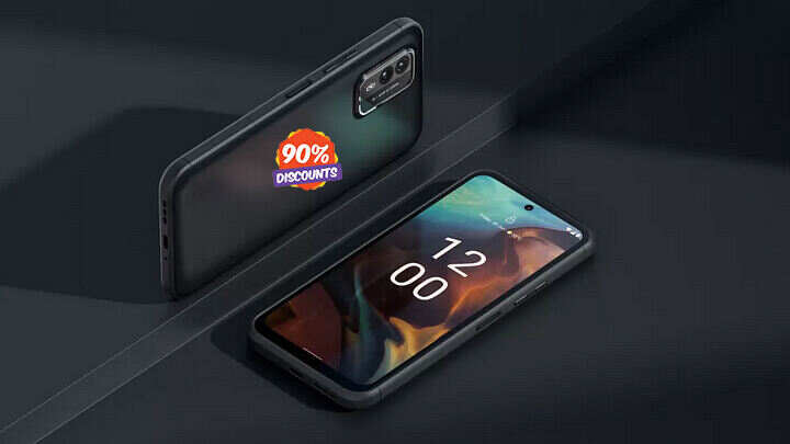 XR21 : A Phone Built to Withstand Extreme Conditions