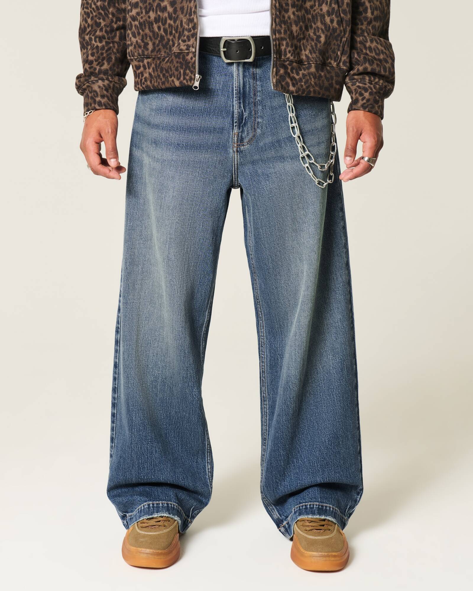 Medium Wash Super Baggy Jeans
