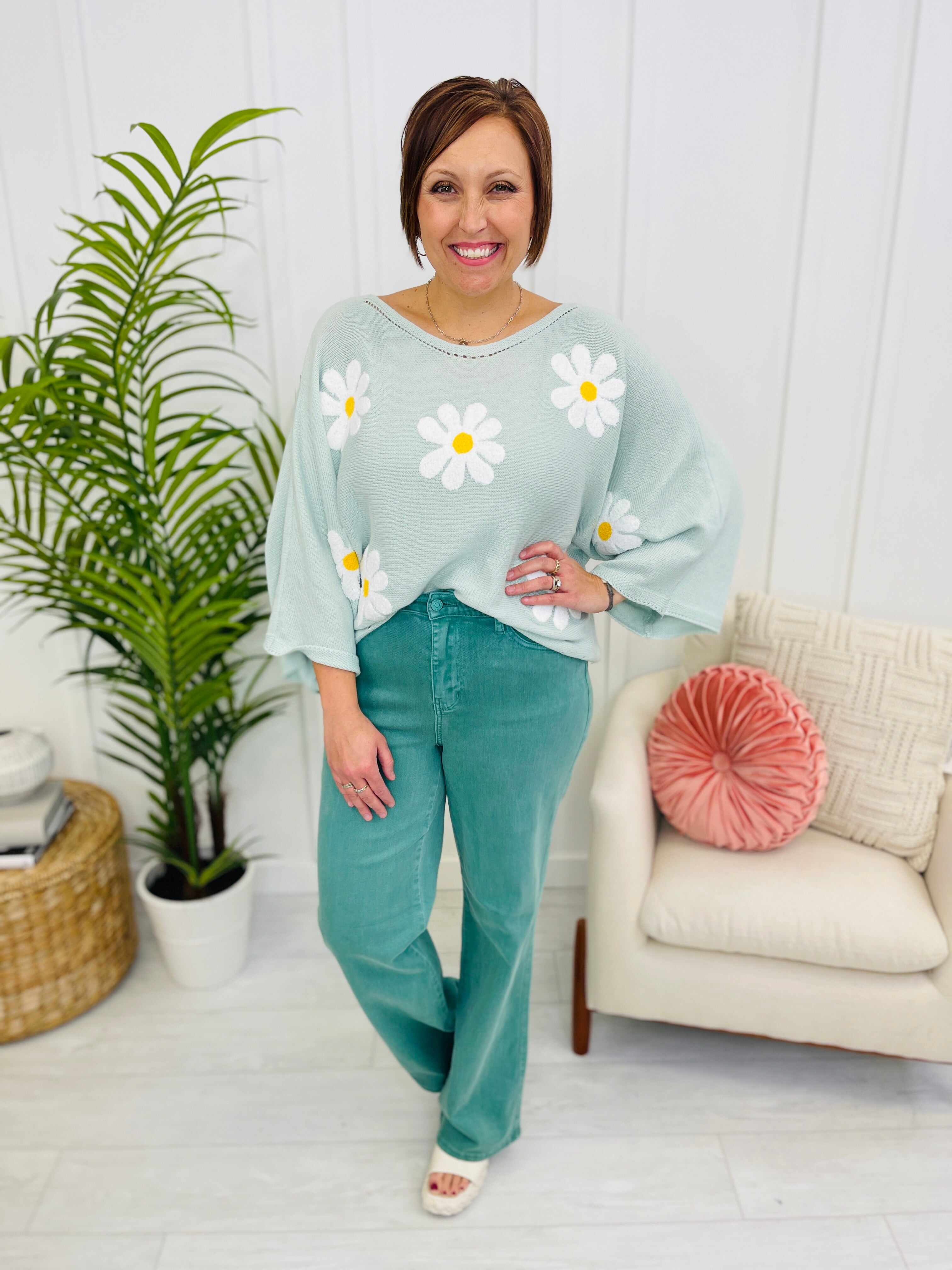 Reg/Curvy Make Waves Straight Jeans