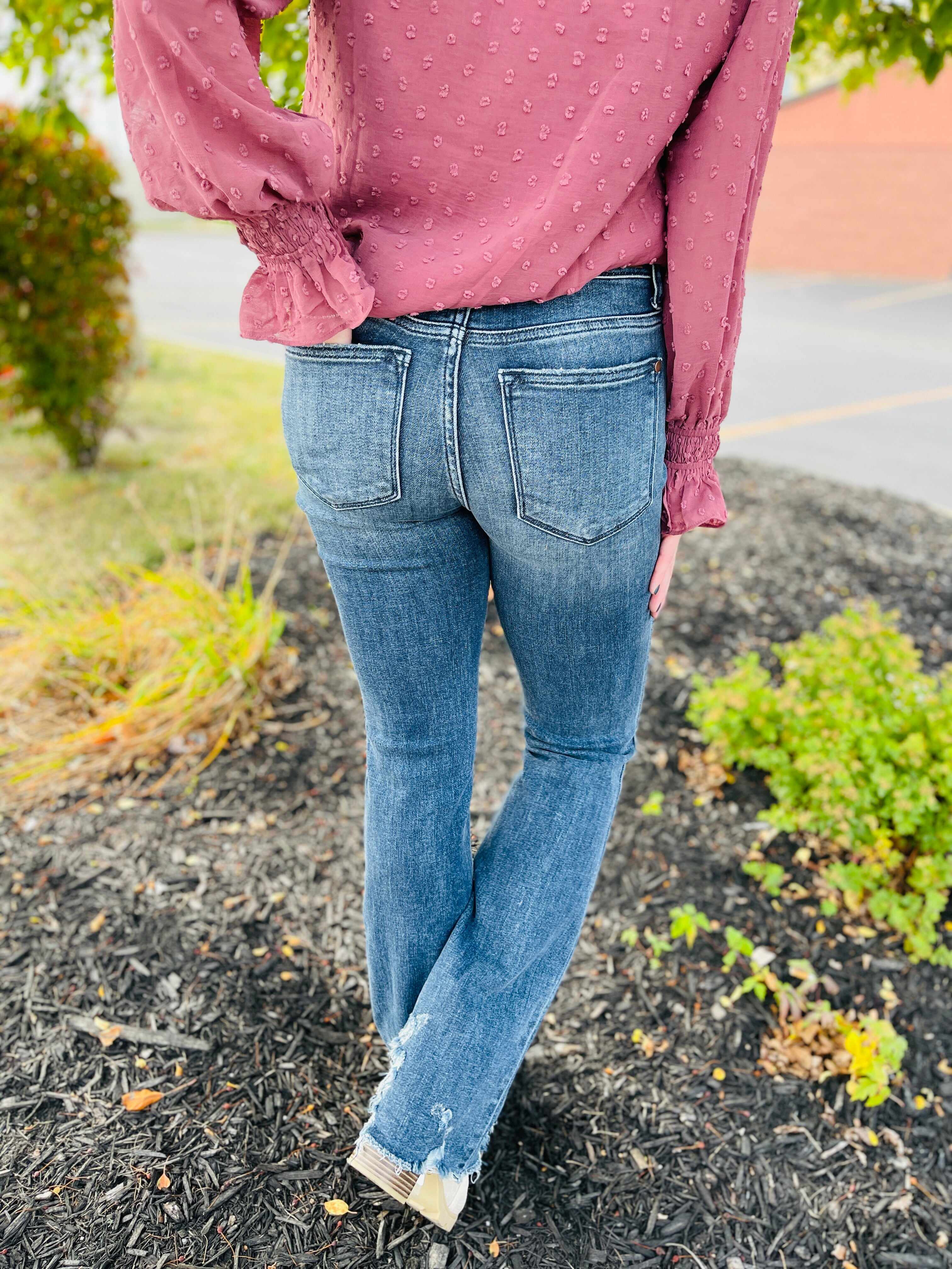 Plus/Reg Best Distressed Midrise Bootcut Jeans