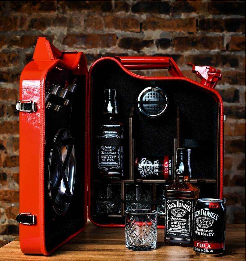 20 L Red Jerry Can Bar Set For Picnic For 4, Custom Fuel Bar, Portable Travel Bar Case, Personalized Camping Mini Bar, Gas Can Bar Set