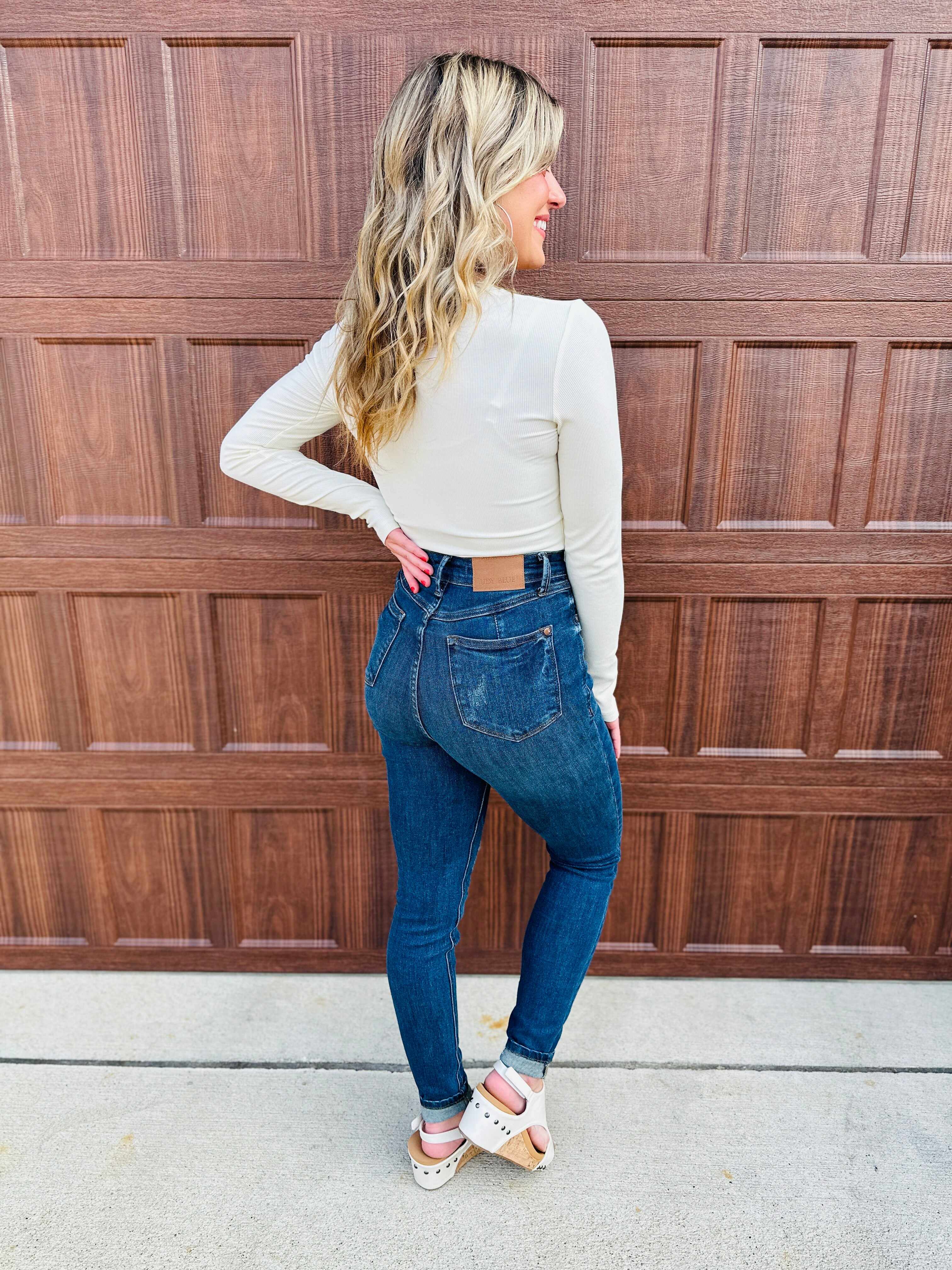REG/CURVY Triple Trouble Tummy Control and Butt Lifting Skinny Jeans