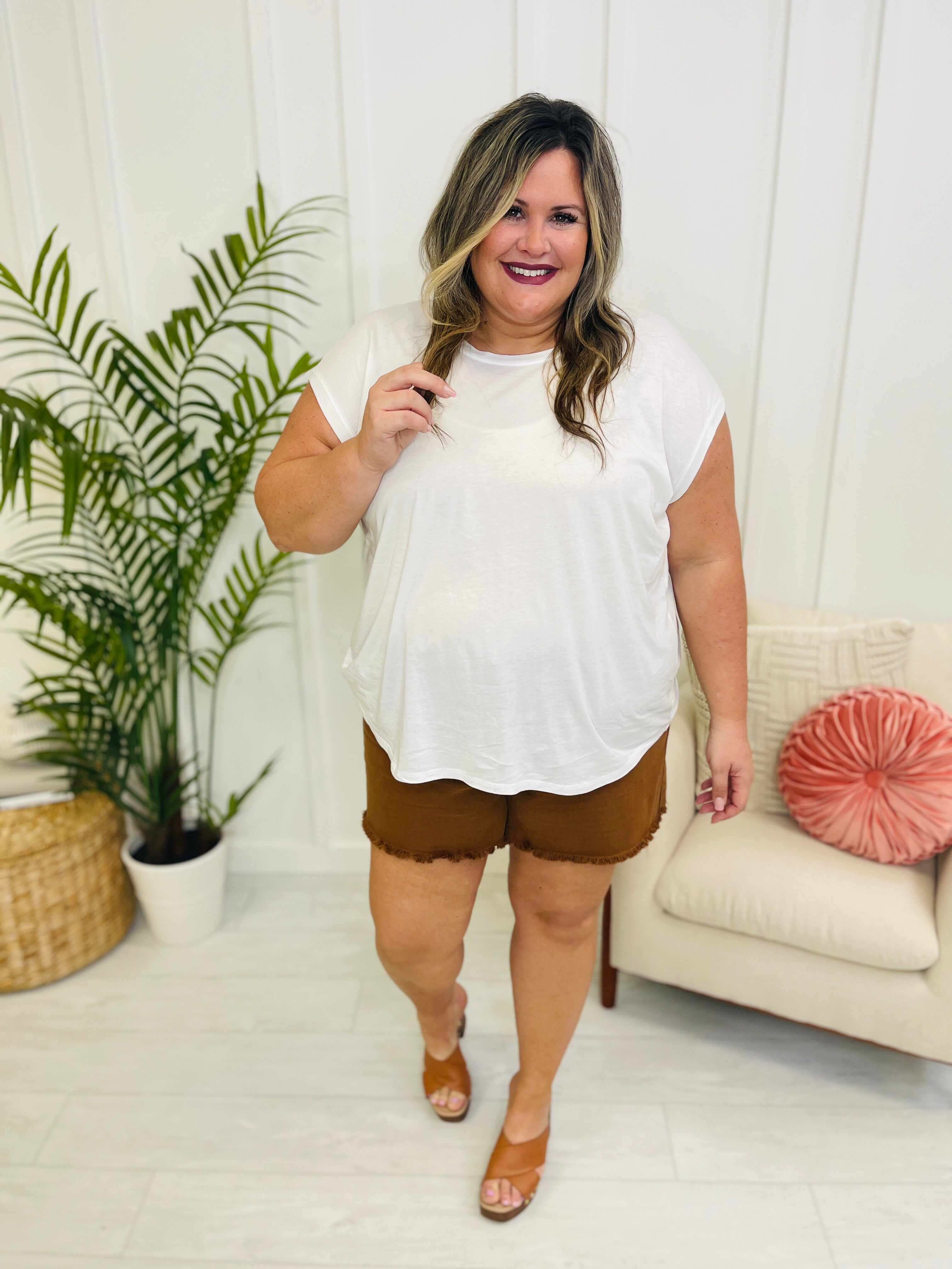 REG/CURVY Brown Eyed Girl Shorts