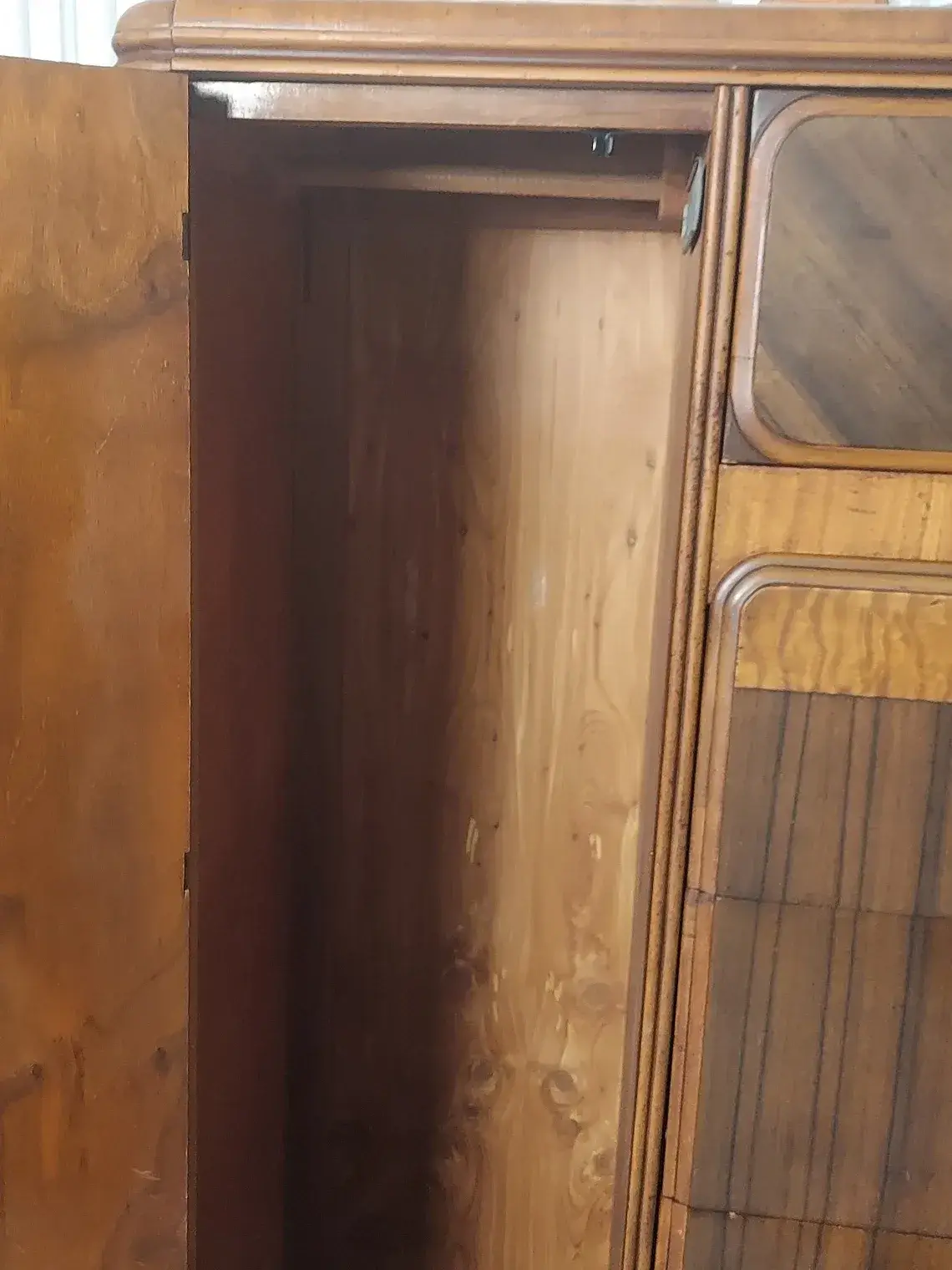 Vintage Art Deco Waterfall Wardrobe