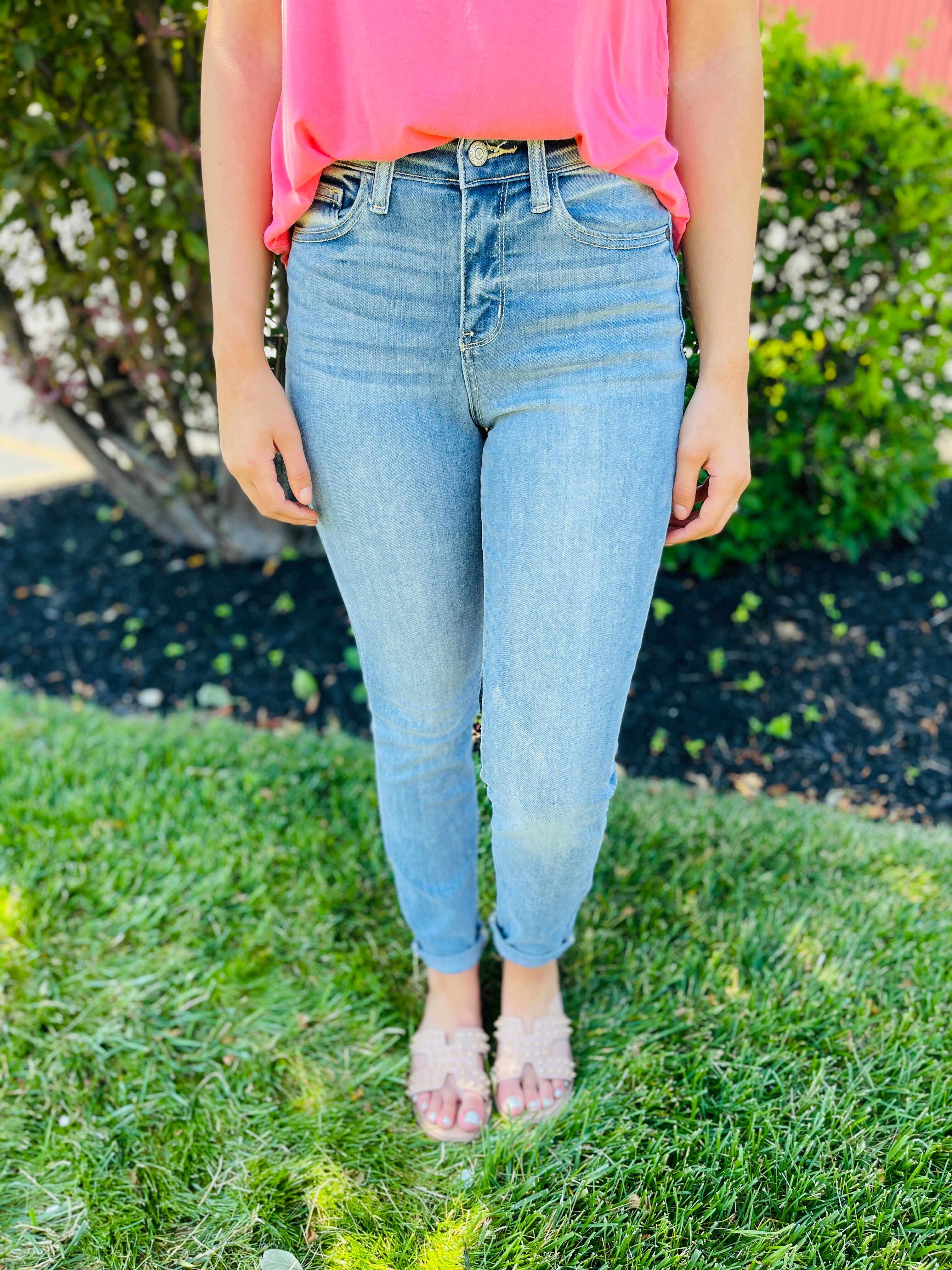 PLUS/REG Lay on Back and Relax Relaxed Fit Nondistressed Jeans