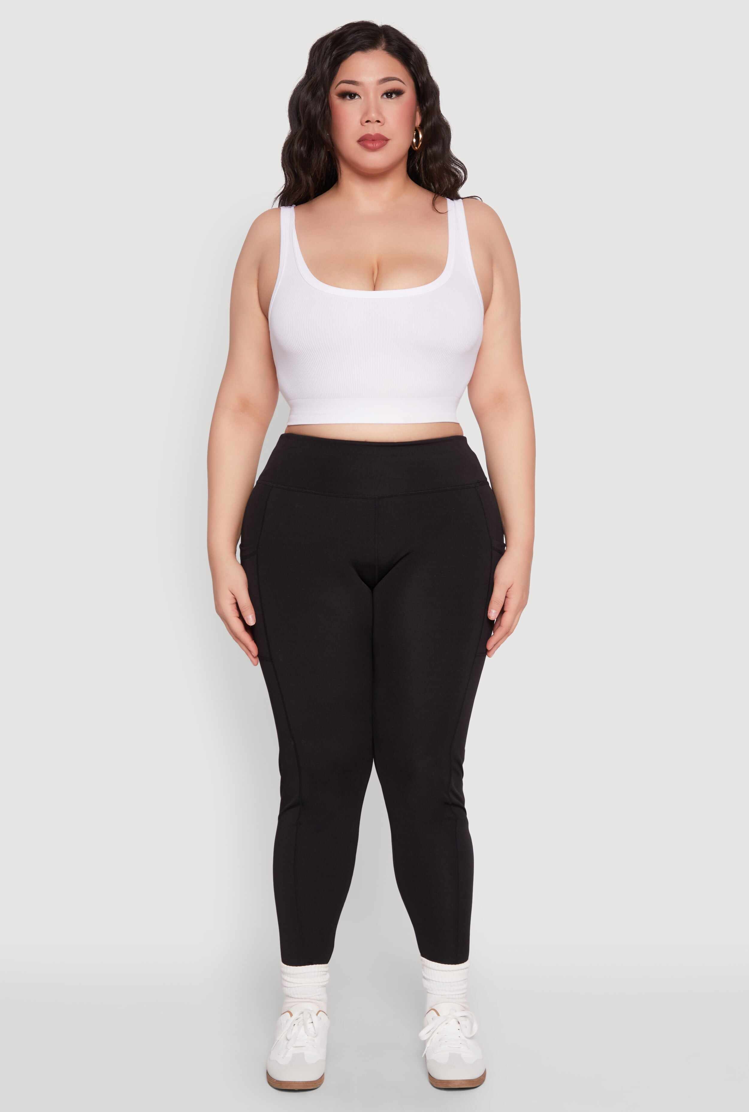 Plus Size Side Pocket Leggings