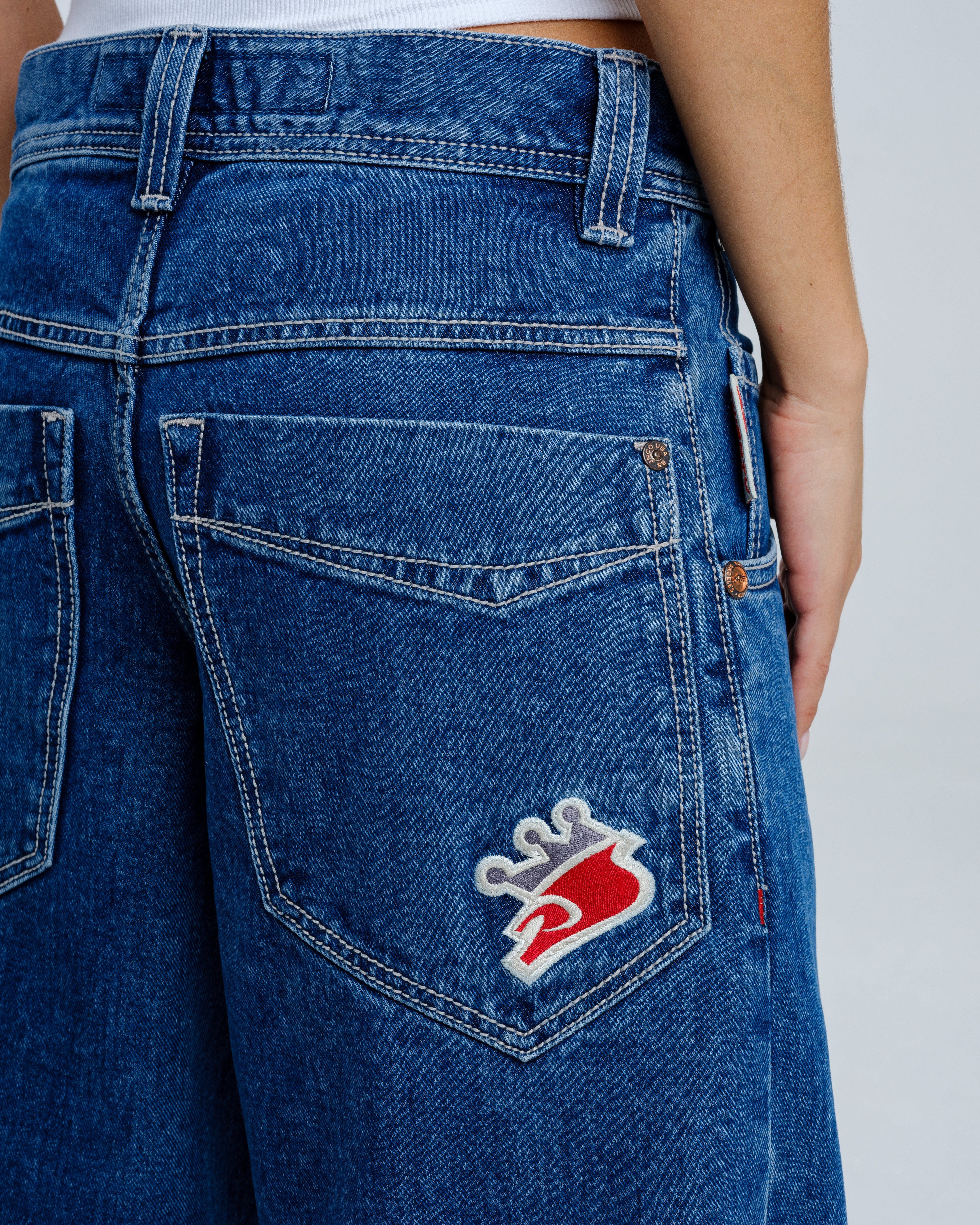 W1179 Easy Wide Pipes. 23