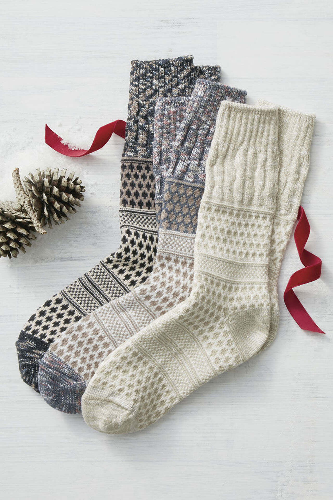 Gallery Textured Crew Socks