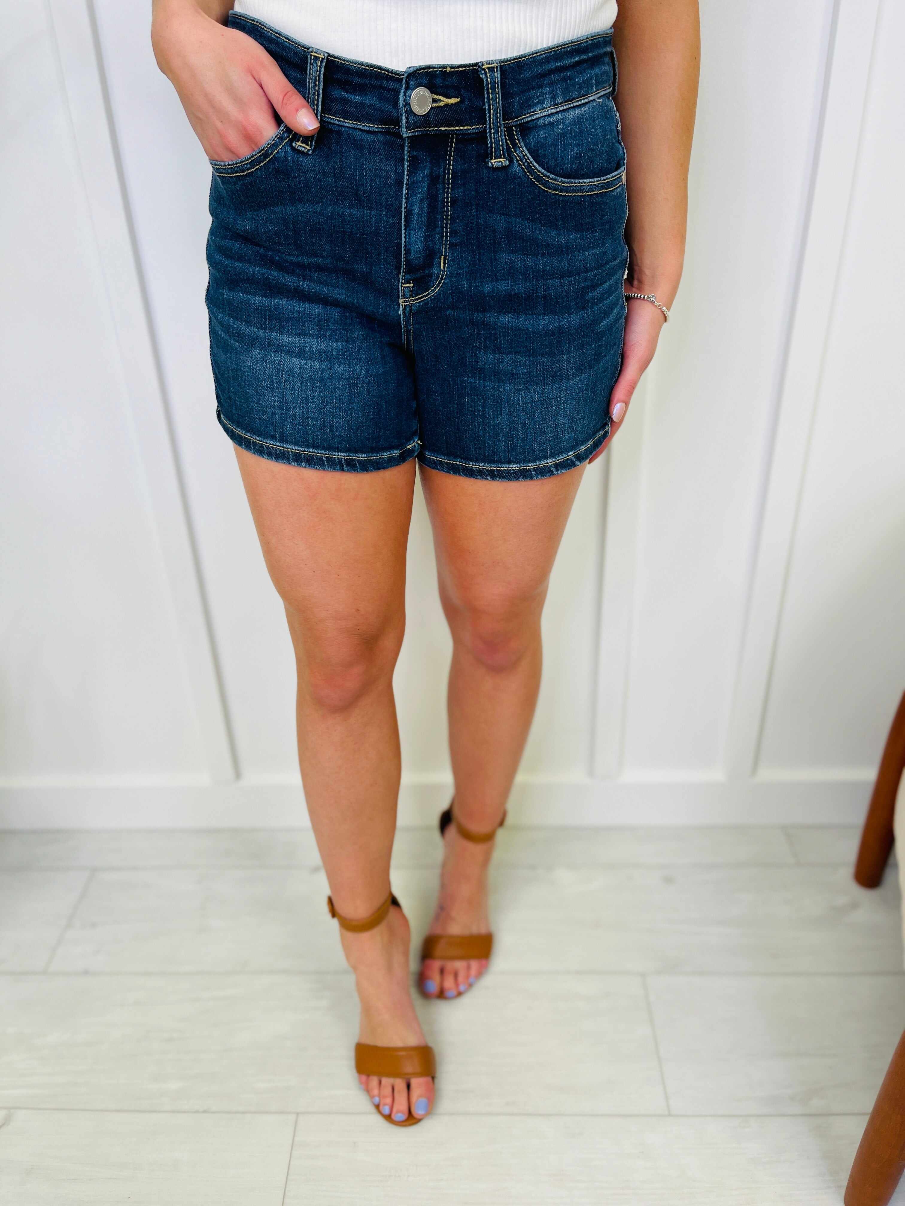 Plus/Reg Sweet Summertime Mid Rise Dark Wash Shorts
