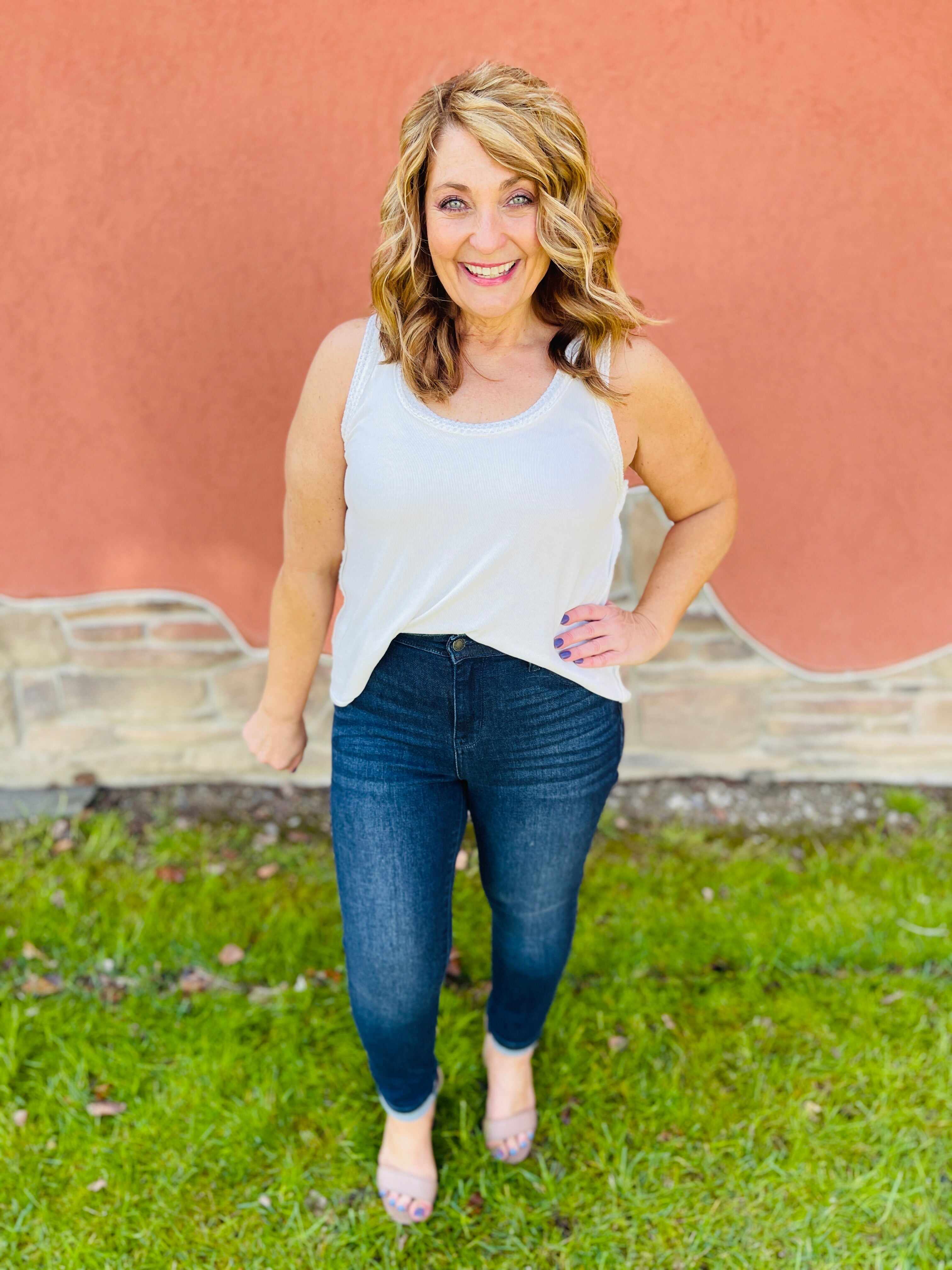 REG/CURVY Dreamland Midrise Skinny Jeans Best Selling