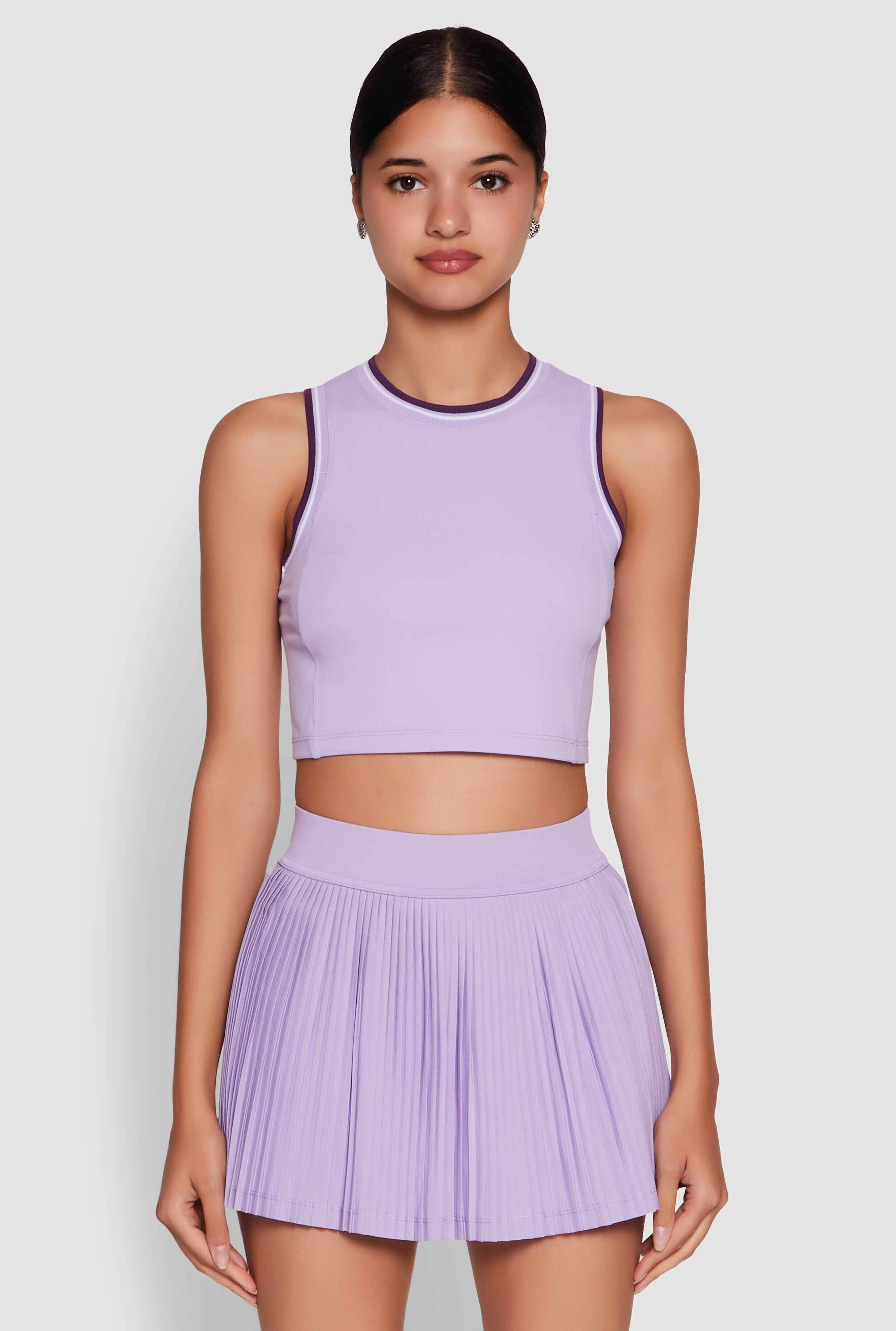 Trendy Sleeveless Cropped Crew Neck Top with Contrast Trim